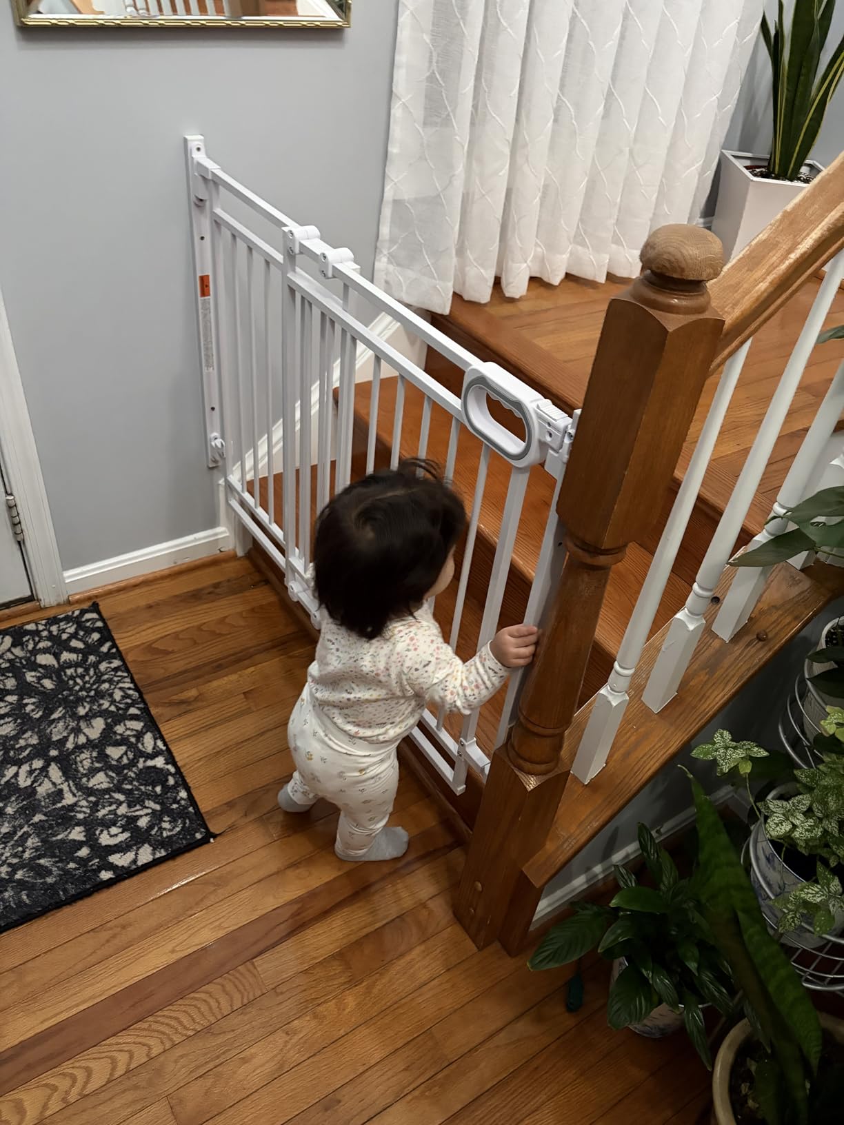 Grownsy Baby Gate for Stairs - No Bottom Bar, 29.8