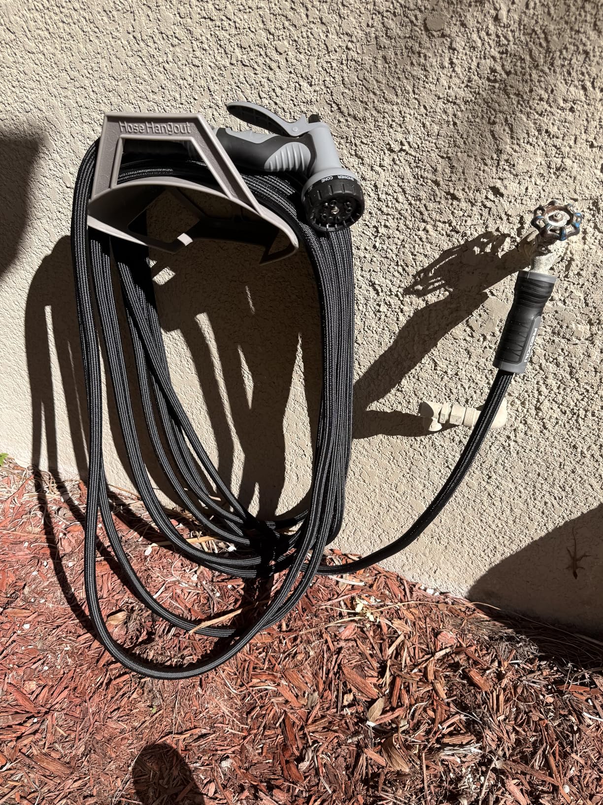 Relxitl Garden Hose, Flexible Water Hose, Ultra Lightweight Non-Expanding hose with 10 Function Sprayer, Leak proof, Pressure Resistant for Yard, Outdoor (Black, 50FT) customer photo 1