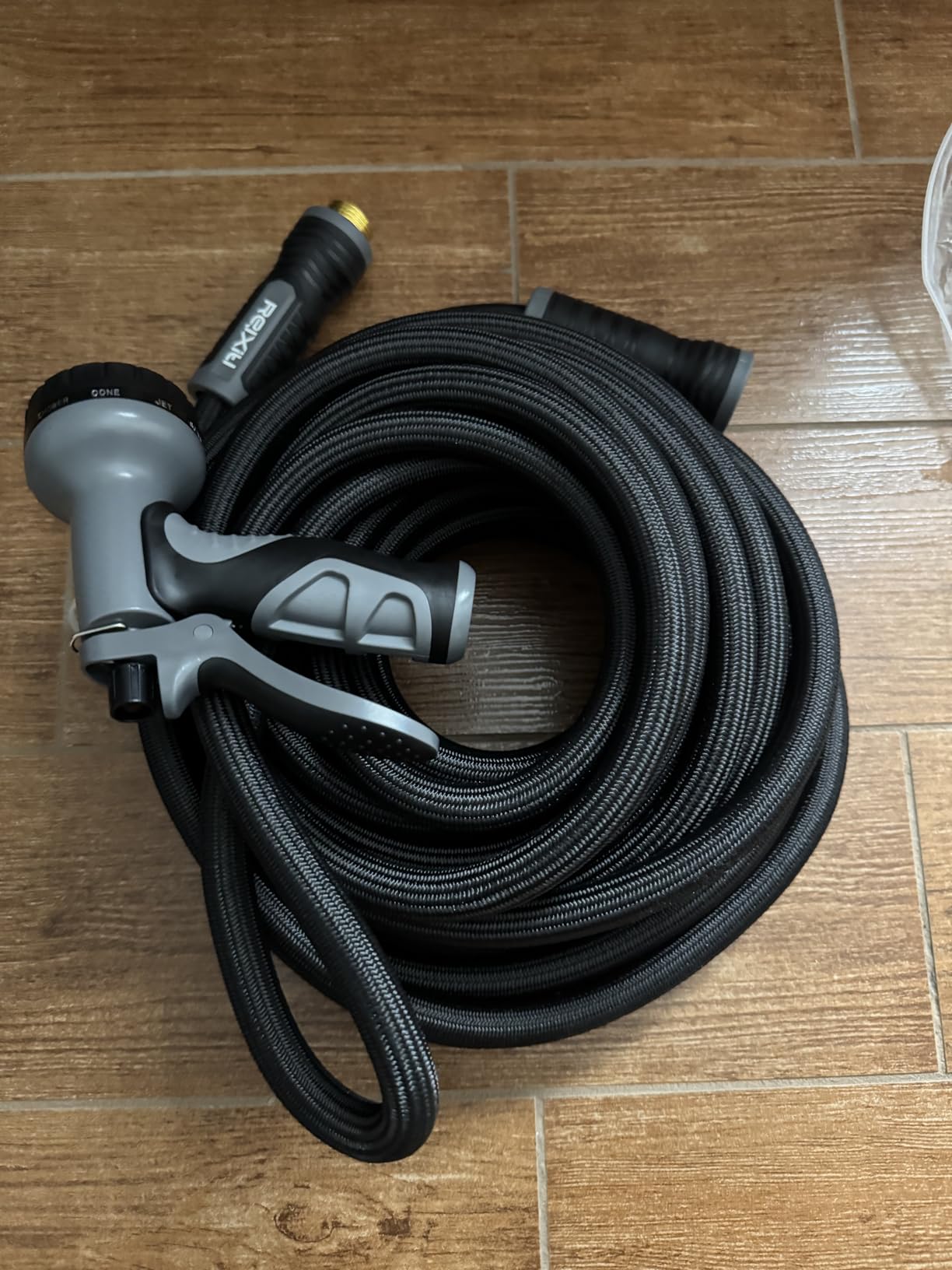 Relxitl Garden Hose, Flexible Water Hose, Ultra Lightweight Non-Expanding hose with 10 Function Sprayer, Leak proof, Pressure Resistant for Yard, Outdoor (Black, 50FT) customer photo 2