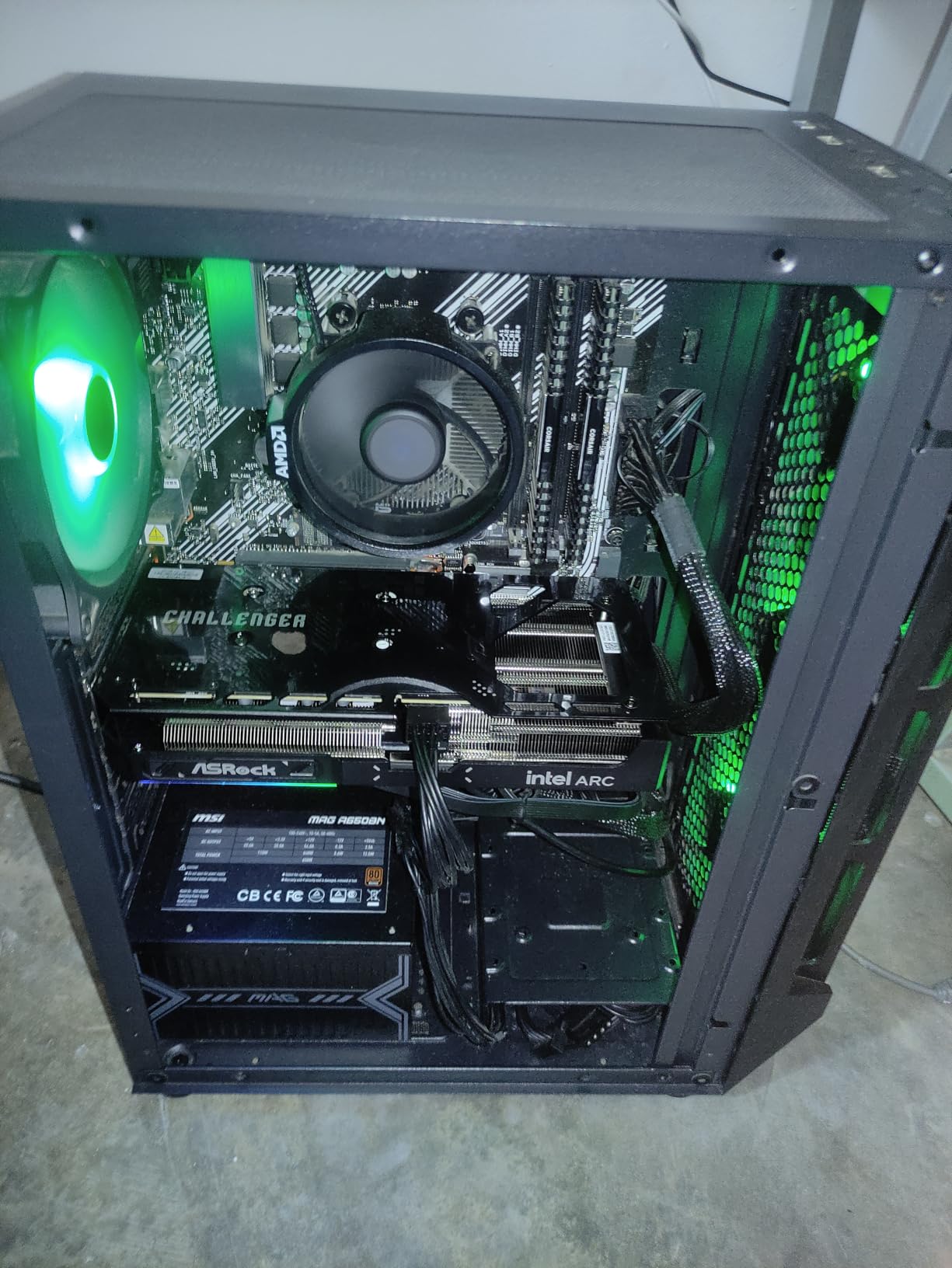 ASRock Intel Arc B570 Challenger 10GB OC GDDR6 Graphics Card, 2600 MHz GPU, 19 Gbps Memory, Dual Fan, Metal Backplate customer photo 1