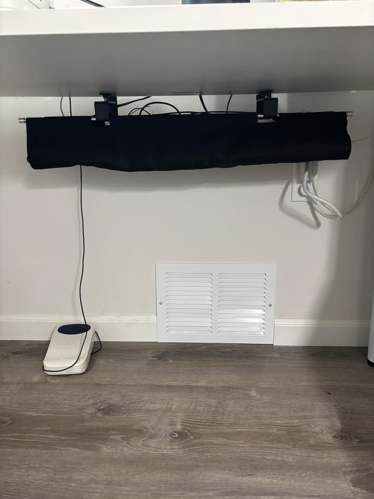 Upgraded Large Under Desk Cable Management Tray, Cinati Cable Management Under Desk No Drill, 28.4 inch Fabric Cord Hider for Wire Organizer, Cord Organizer for Office, Home - Supports Up to 30lbs Black customer photo 2