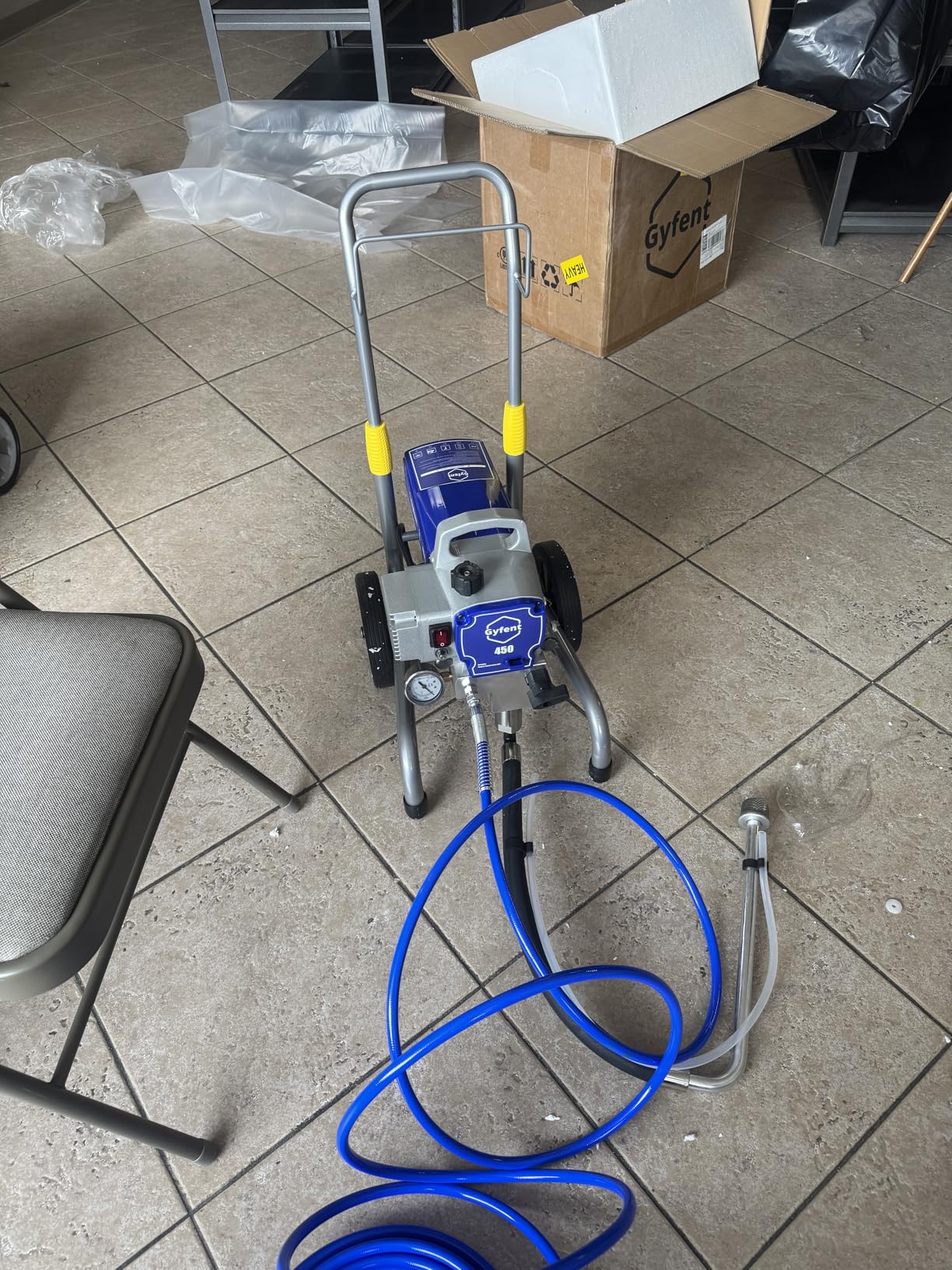 450 Airless Paint Sprayer, 0.47GPM Paint Sprayer for Home Interior 3300psi 900W High Efficiency Airless Sprayer customer photo 1
