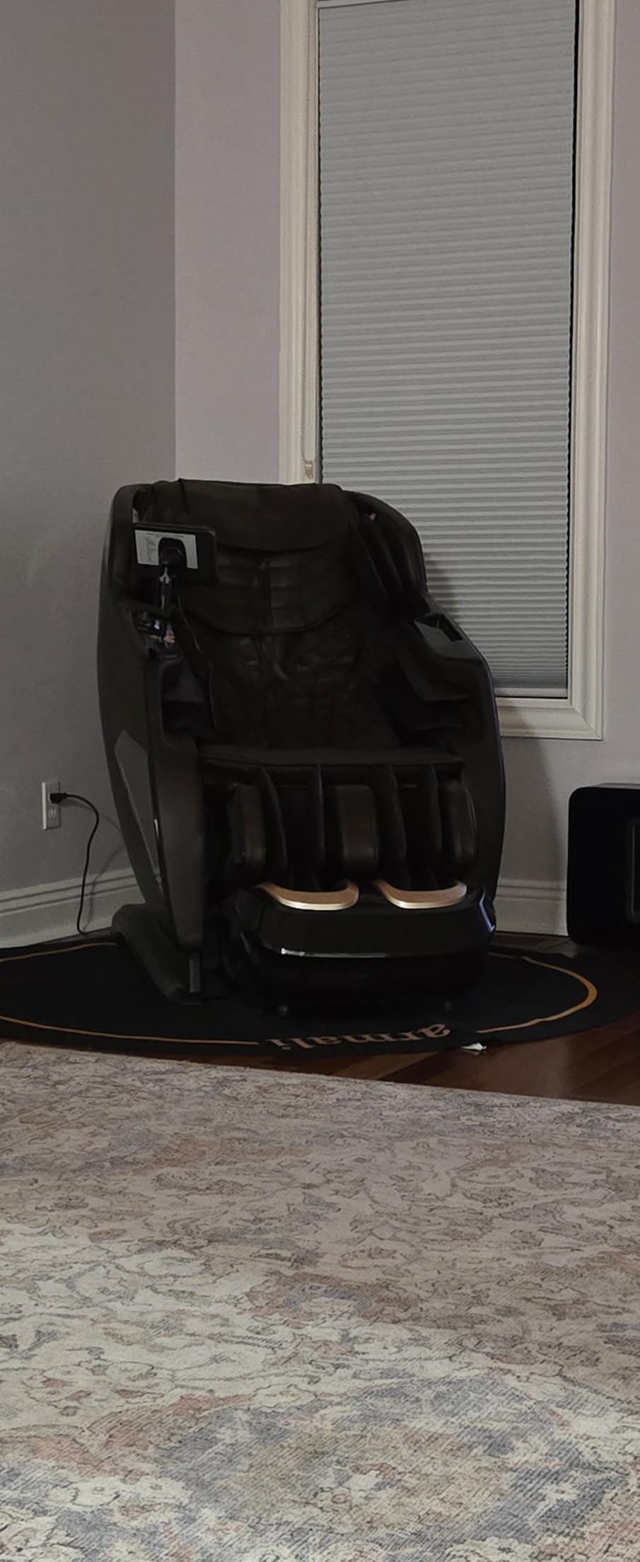 4D Massage Chairs Full Body, Zero Gravity SL-Track Shiatsu Massage Chair Recliner, Core Heating, 20 Massage Techniques, Deep Yoga Stretch, Foot Rollers, Ai Voice, Touch Screen, Wireless Charging customer photo 2