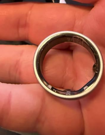 QALO QRNT Smart Ring - Snug Fit - Size Up - Water-Resistant Titanium Fitness Tracker, Tracking for Sleep, Steps, HRV, SpO2 - No Subscription, iOS Android App - Includes 2 Silicone Covers (Silver, 12) customer photo 2