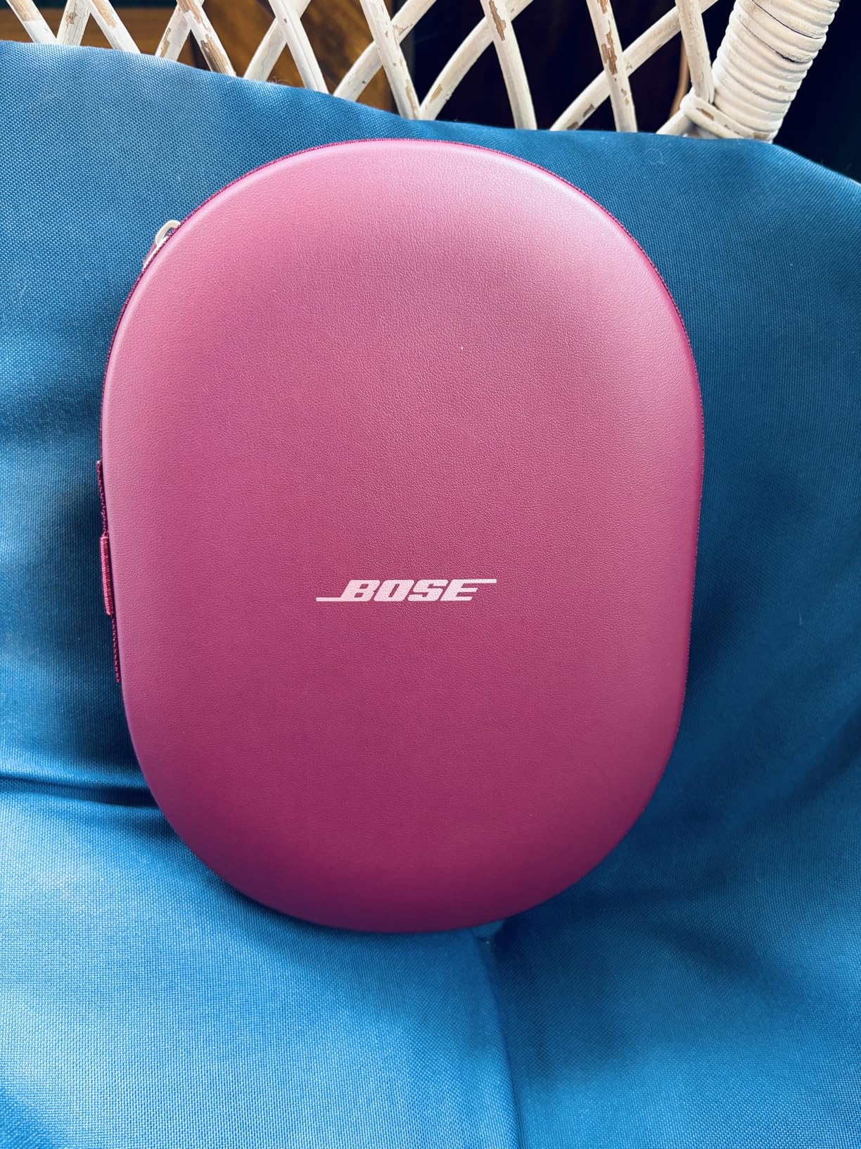 QuietComfort Ultra Bluetooth Headphones, Wireless Headphones with Spatial Audio, Over Ear Noise Cancelling with Mic, Up to 24 Hours of Playtime, Deep Plum - Limited Edition Color customer photo 2