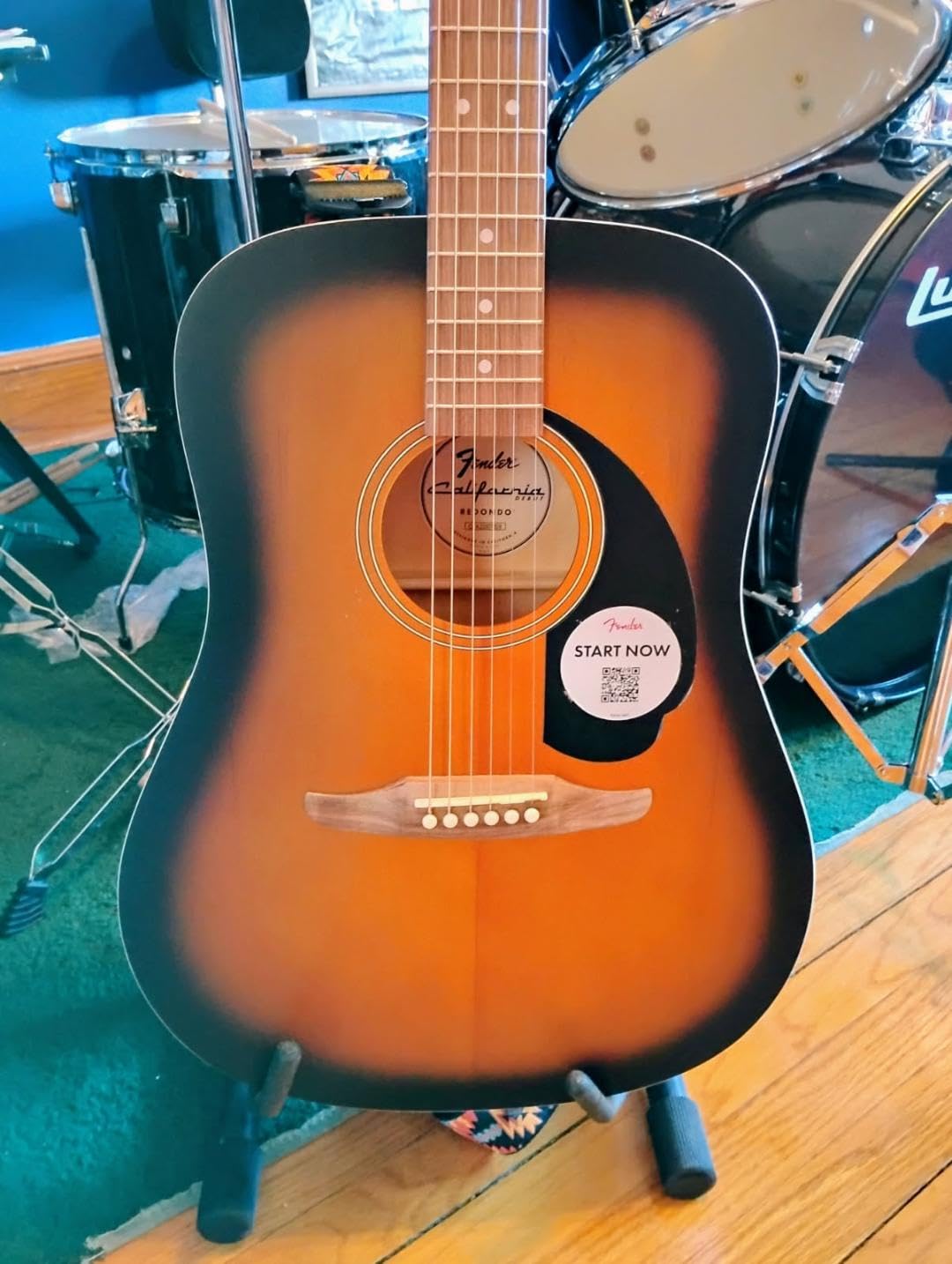 Fender California Debut Redondo Series Acoustic Guitar, Beginner Guitar, 2-Year Warranty customer photo 2