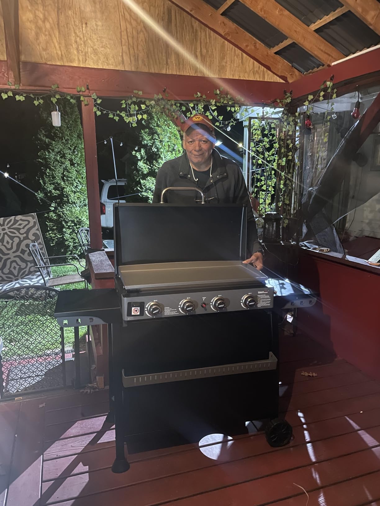Royal Gourmet PD4001 4 Burner Propane Gas Griddle with Removable Standing Cart, Convertible to Tabletop Design customer photo 1