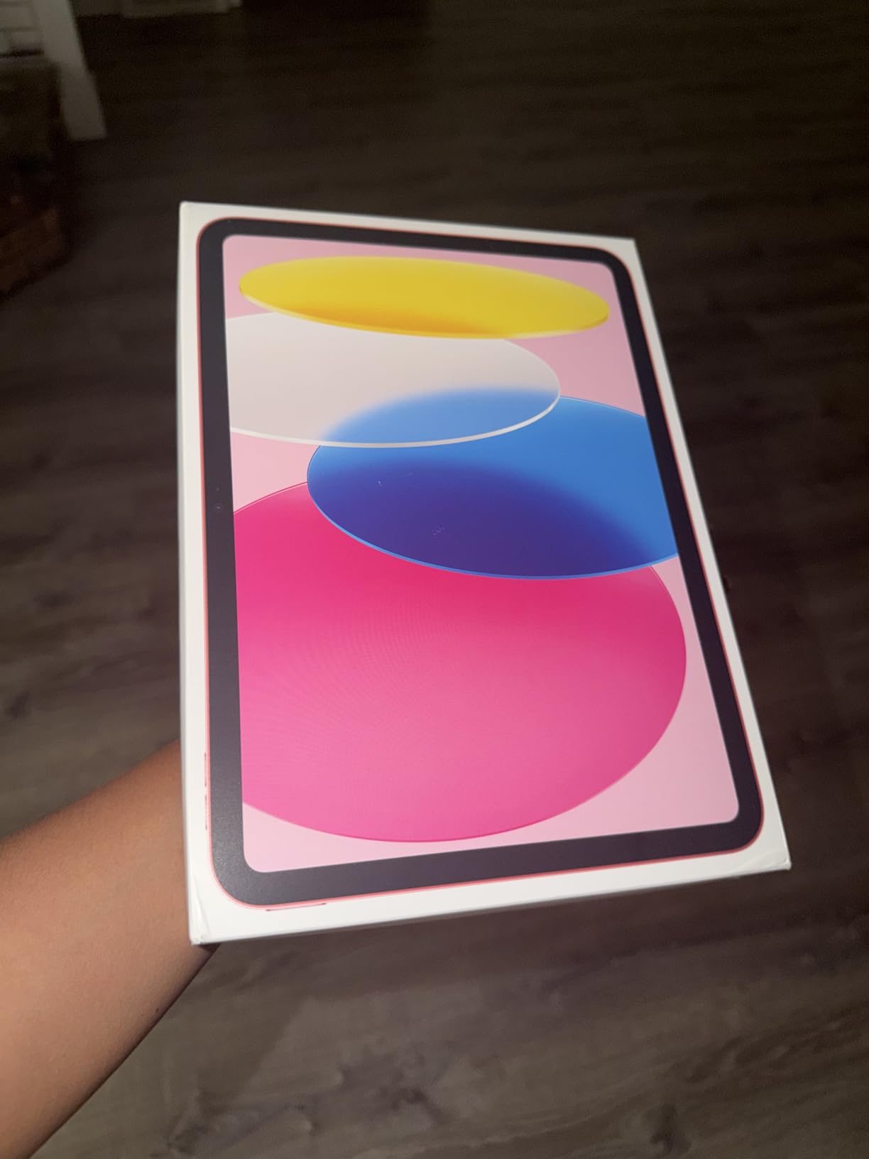 iPad 11-inch: A16 chip, 11-inch Model, Liquid Retina Display, 128GB, Wi-Fi 6 + 5G Cellular, 12MP Front/12MP Back Camera, Touch ID, All-Day Battery Life - Blue customer photo 1