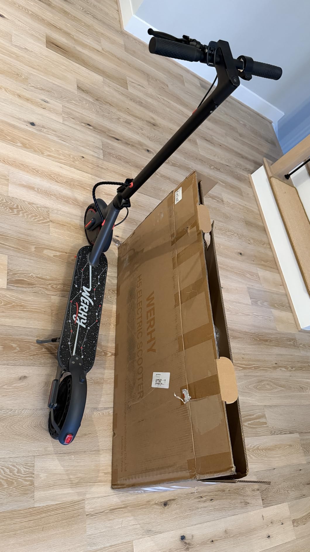 WERHY 10''/8.5'' Electric Scooter with Dual Suspension, 500/350W Powerful Motor, 22/19MPH Top Speed, 25/22/16 Miles Long Range, Folding E Scooter with Dual Braking for Teens and Adults customer photo 2