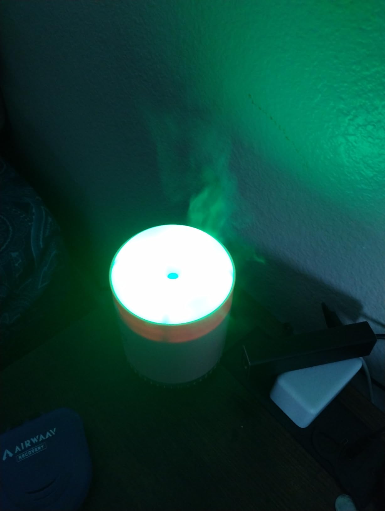 SZO Portable Mini Humidifier, 500ML USB Personal Cool Mist Humidifiers for Bedroom Office Travel Desk, Whisper Quiet 20dB with 2 Mist Modes & Auto Shut-Off customer photo 2