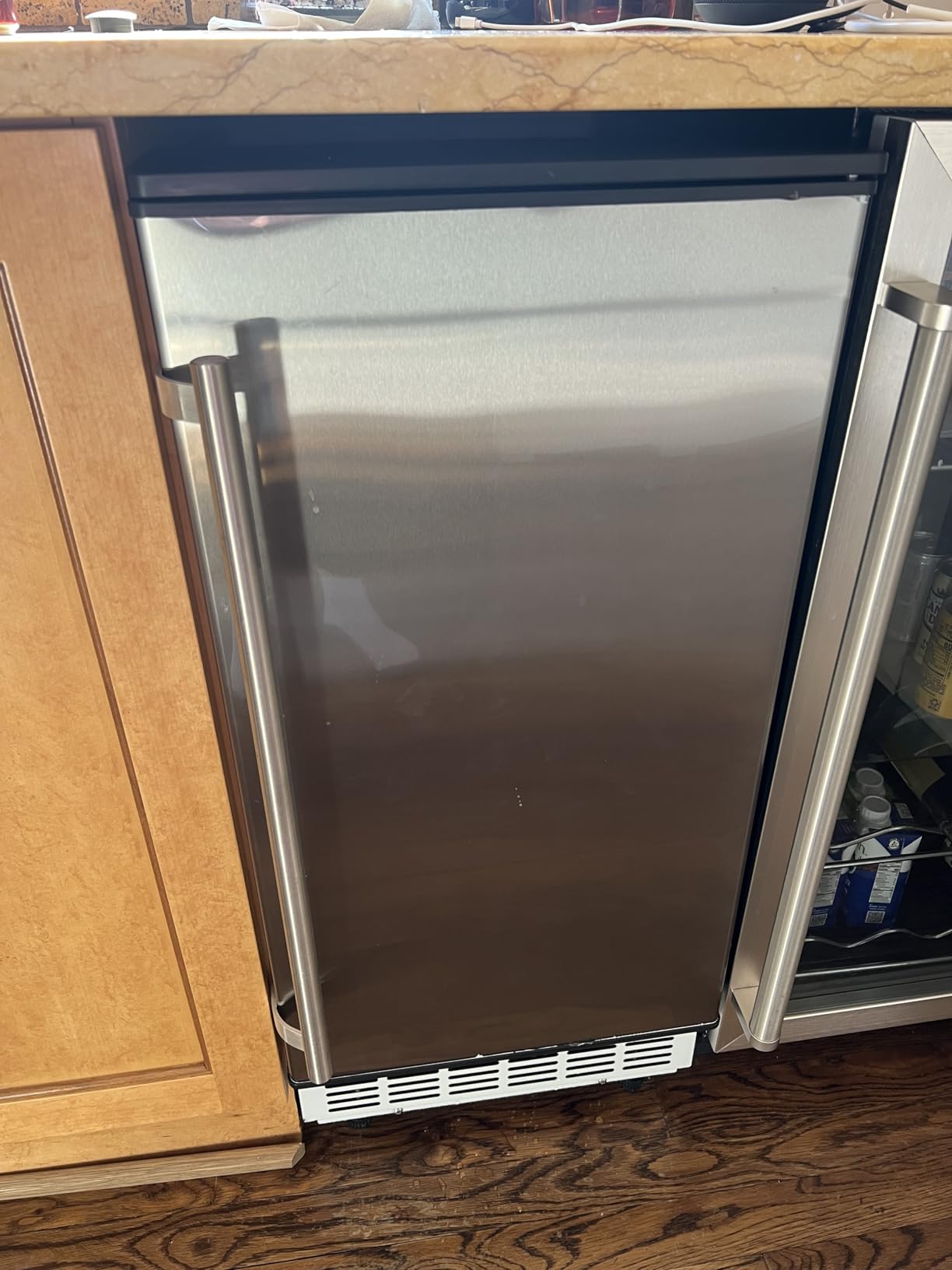 ICYGLEE Commercial Under Counter Ice Maker Machine with Drain Pump, 100Lbs/Day with 24lbs Storage, Built-in Freestanding Ice Maker, Self-Cleaning, 24H Timer, for Commercial & Home Use. (Stainless) customer photo 2
