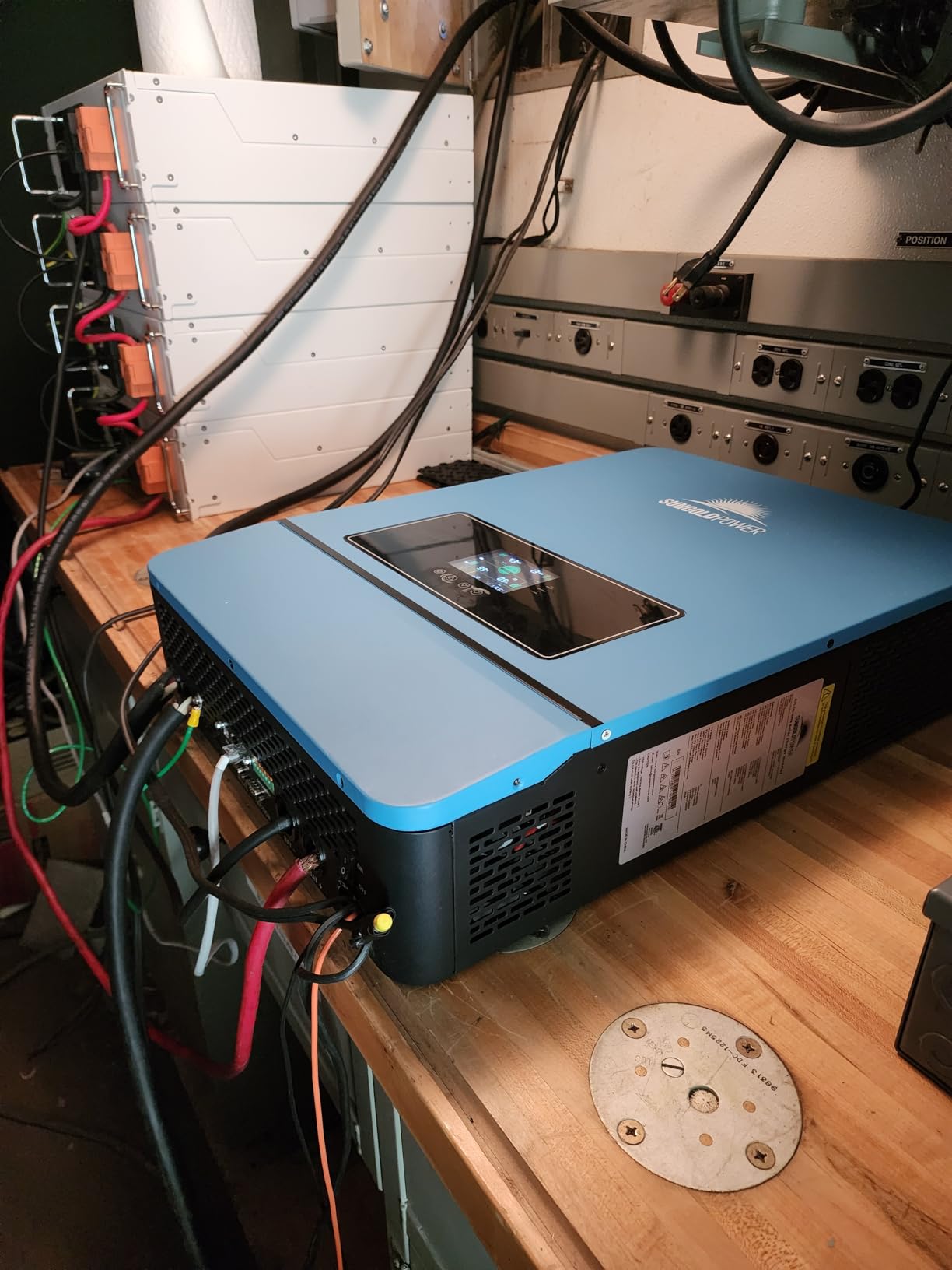 SUNGOLDPOWER 10000W 48V Solar Inverter, Built-in 2 MPPTs, Max 200A Battery Charging, Split Phase AC Input/Output 120V/240V(settable),Pure Sine Wave (WiFi and BMS COMM) UL1741 SPH10048P customer photo 1