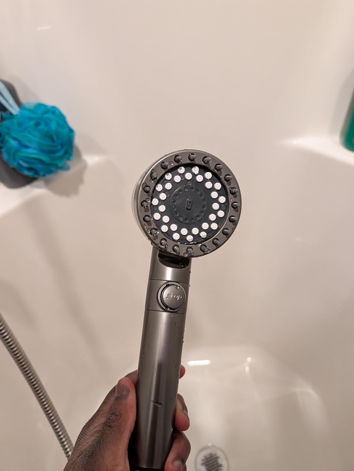 FEELSO Filtered Shower Head with Handheld, High Pressure 4 Spray Showerhead with Filters & Upgraded Anti-clog Nozzles for Hard Water -Remove Chlorine, Reduce Dry Itchy Skin -ON/OFF Switch for Pet Bath customer photo 2