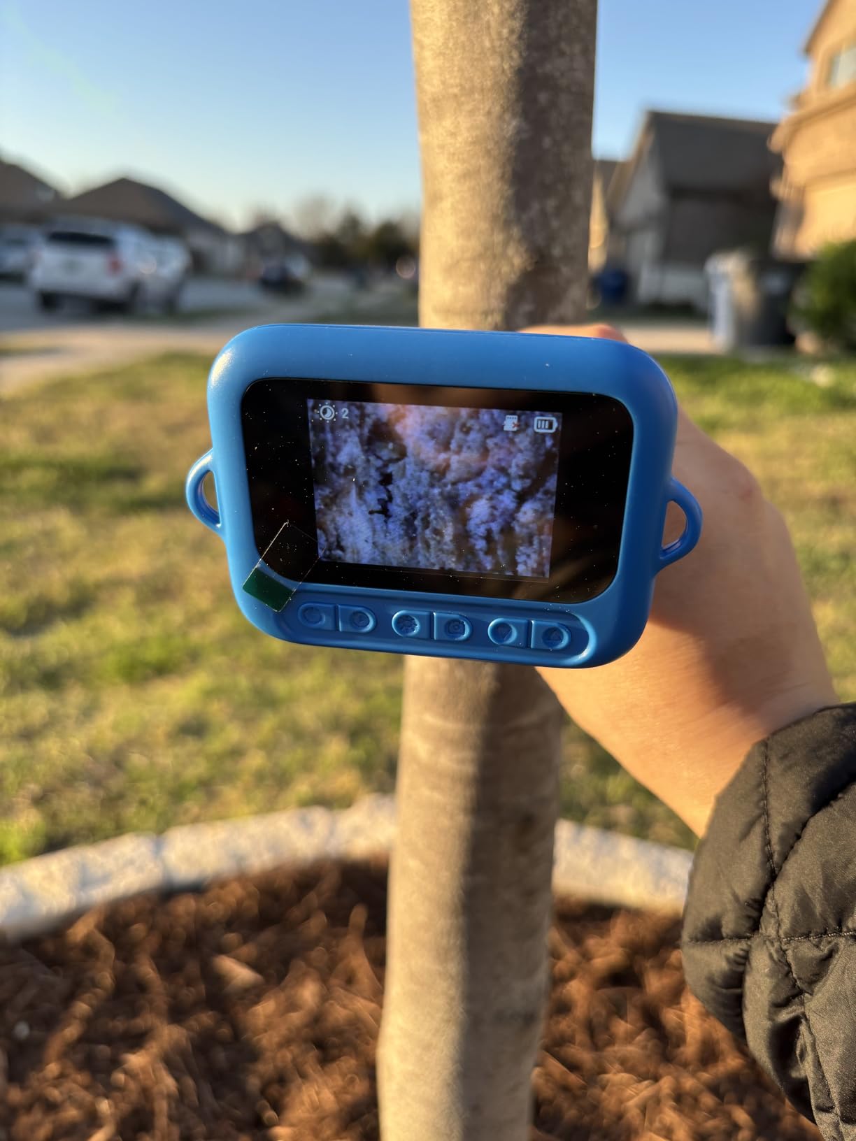 Odatay Microscope for Kids with 12 Slides, 100X-1000X 1080P Digital Handheld Kids Microscope, Mini Portable Pocket Miniscope Science Toys Gifts for 3+ 4 5 6 7 8 9 10 11 12 Year Old Boys Girls, Blue customer photo 2