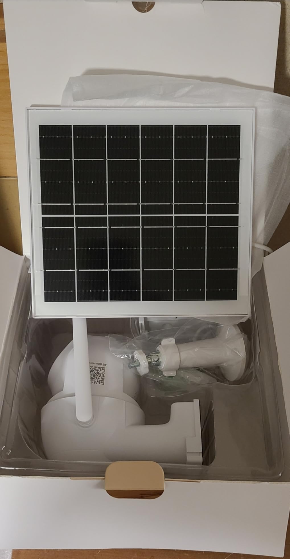 MOES 4G LTE Cellular Solar Security Camera, Lifetime Free Unlimited Data 2K Wireless Outdoor Surveillance, Color Night Vision, AI PIR Motion Sensor Detection, Built-in VSIM Card, 32GB Storage customer photo 1