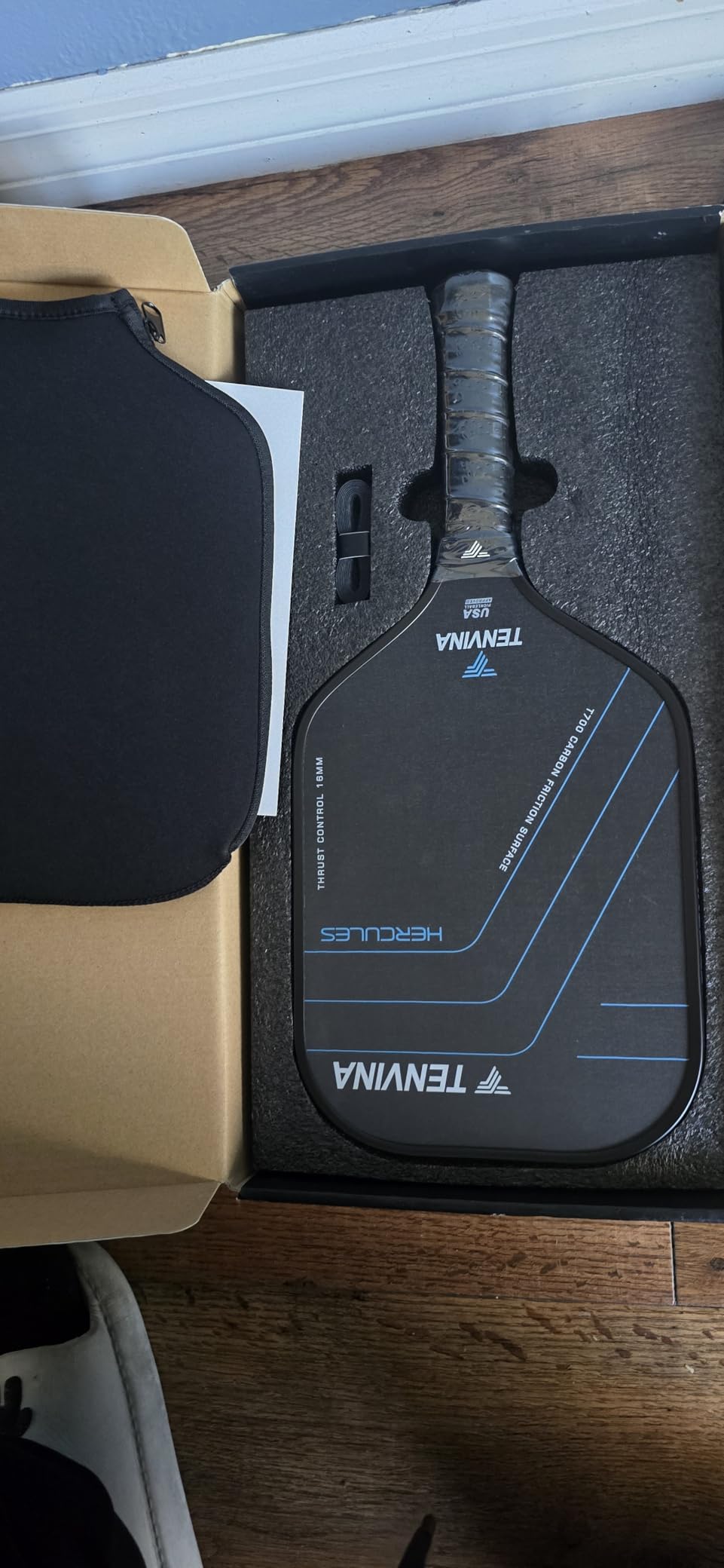 TENVINA Pickleball Paddles, Multi-Layer T700SC Textured Carbon Fiber Pickleball Paddle, Pickle Ball Paddle with Strong Spin & Power Surface, USAPA Approved customer photo 2