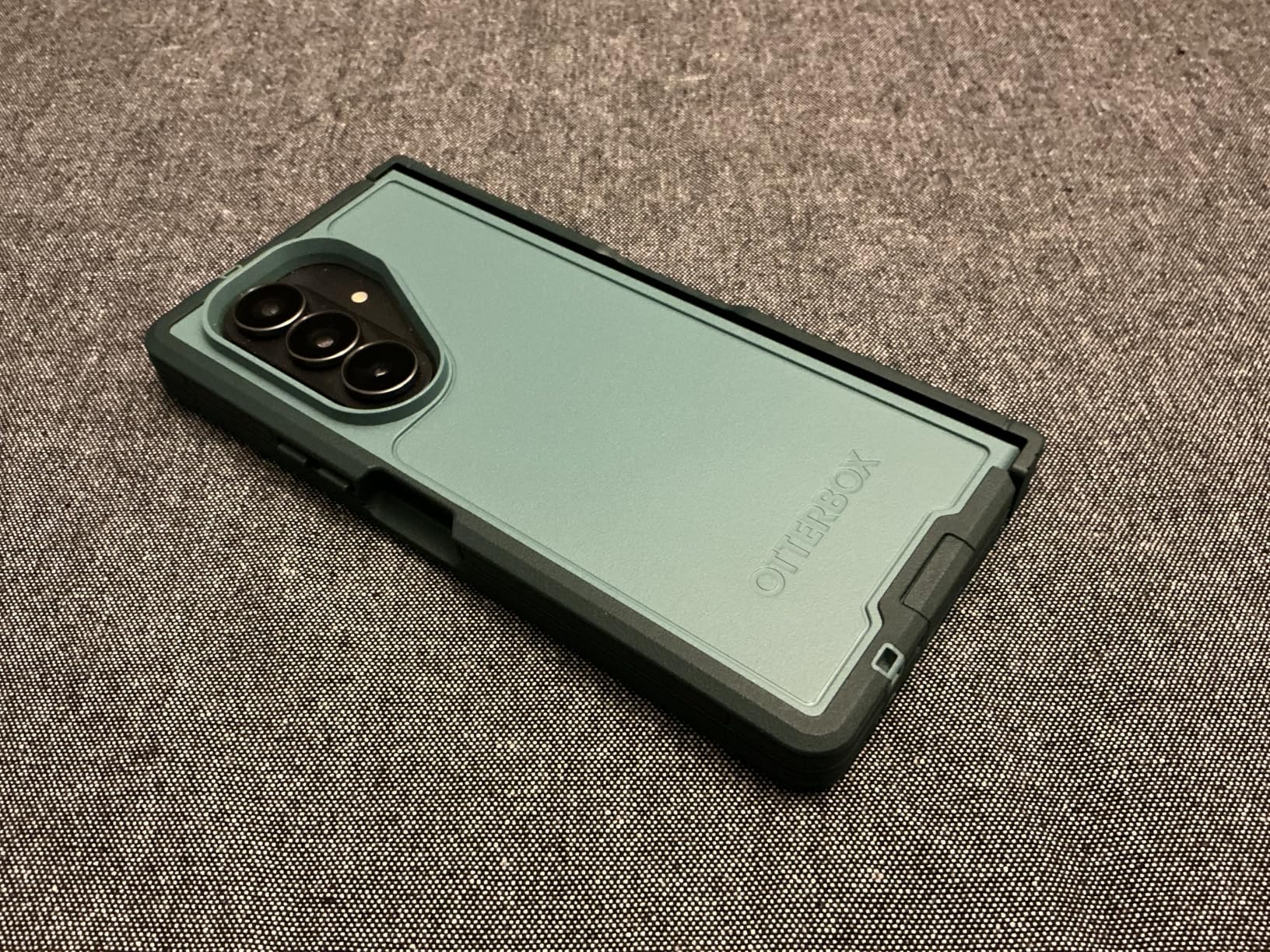 Samsung Galaxy Z Fold7 Cell Phone, 512GB AI Smartphone, Unlocked Android, AI Photo Edits, Large Screen, Long Battery Life, 2025, US 1 Yr Manufacturer Warranty, Blue Shadow customer photo 1