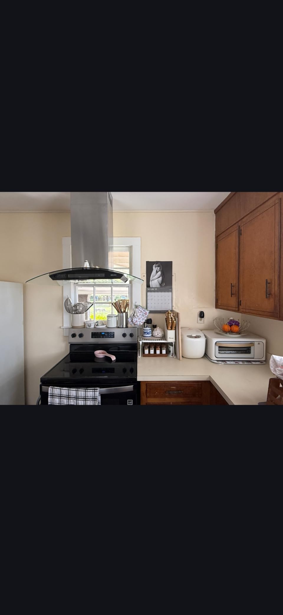 BRANO 36 Inch Island Range Hood, 900 CFM Voice/Gesture/Touch Control Ceiling Vent Hood with 4 Speed Exhaust Fan, 4 LED Lights, Memory Mode customer photo 2