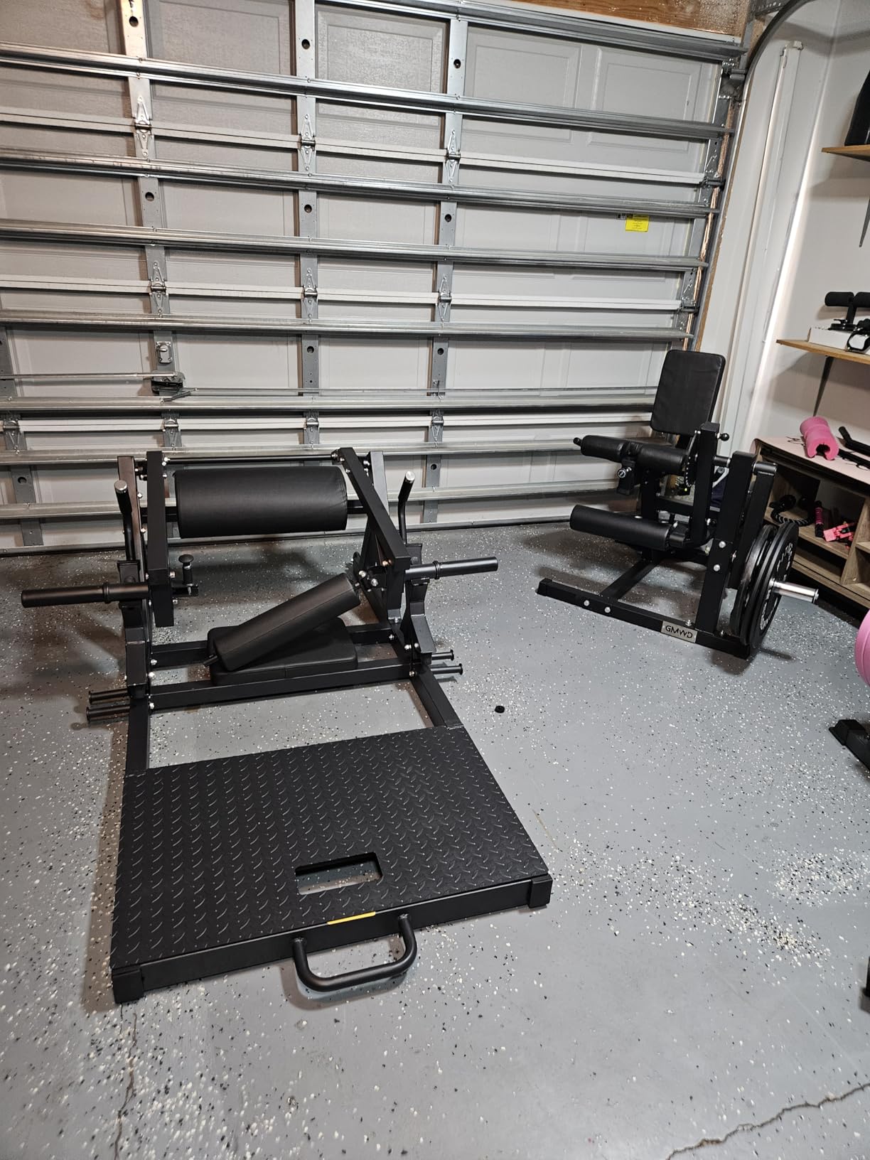 HT01 Hip Thrust Machine, 800LBS Plate-Loaded Glute Drive with Band Peg, Heavy Duty Glute Bridge Machine with Weight Holder, Butt Exercise Equipment for Glute Muscles Building customer photo 2