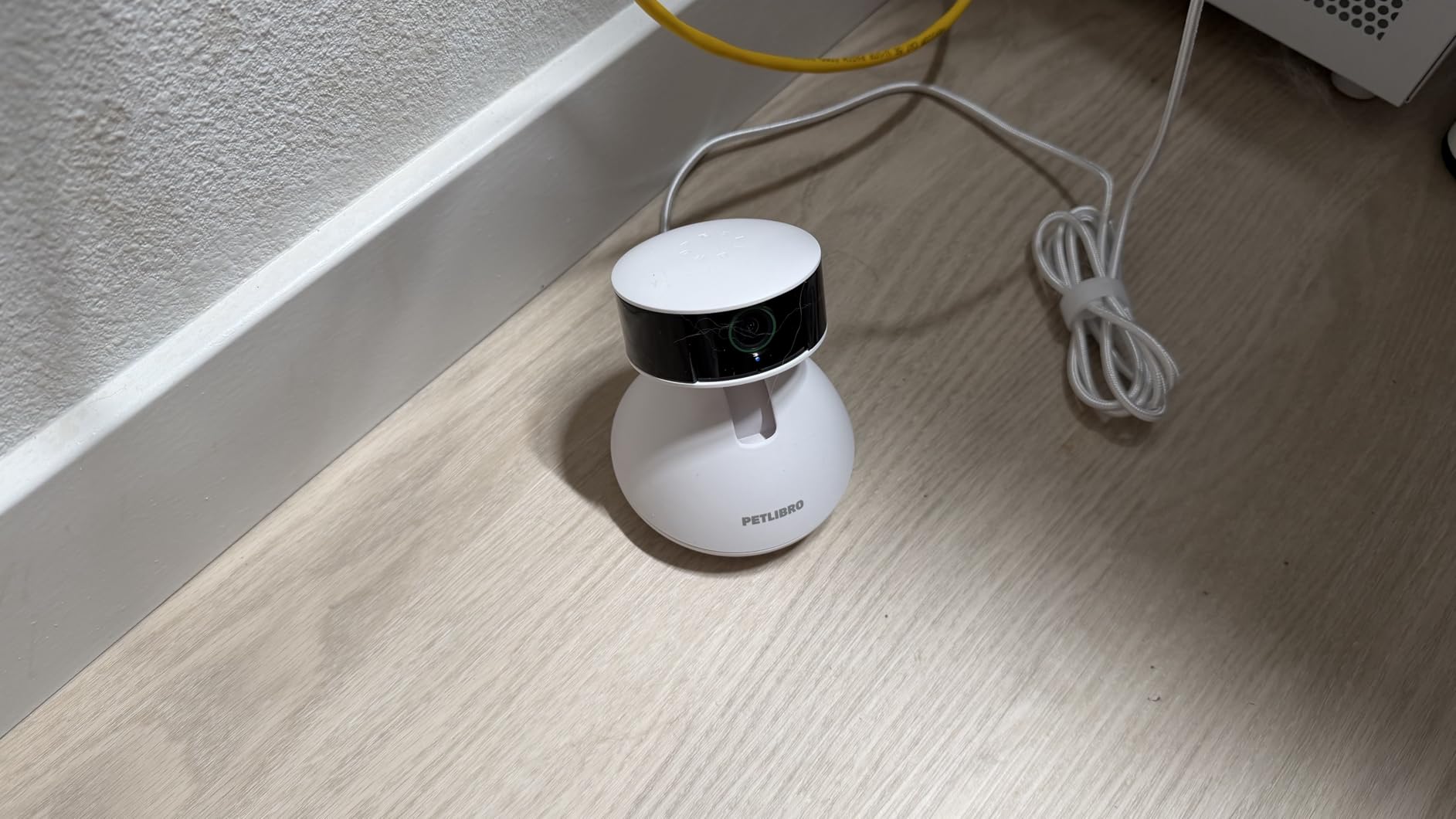 PETLIBRO AI Dog Camera Pet Camera Indoor with Phone App [Multi-Pet Recognition, Daily Activity Analysis & Smart Summaries] Cat Cam 360° View customer photo 1
