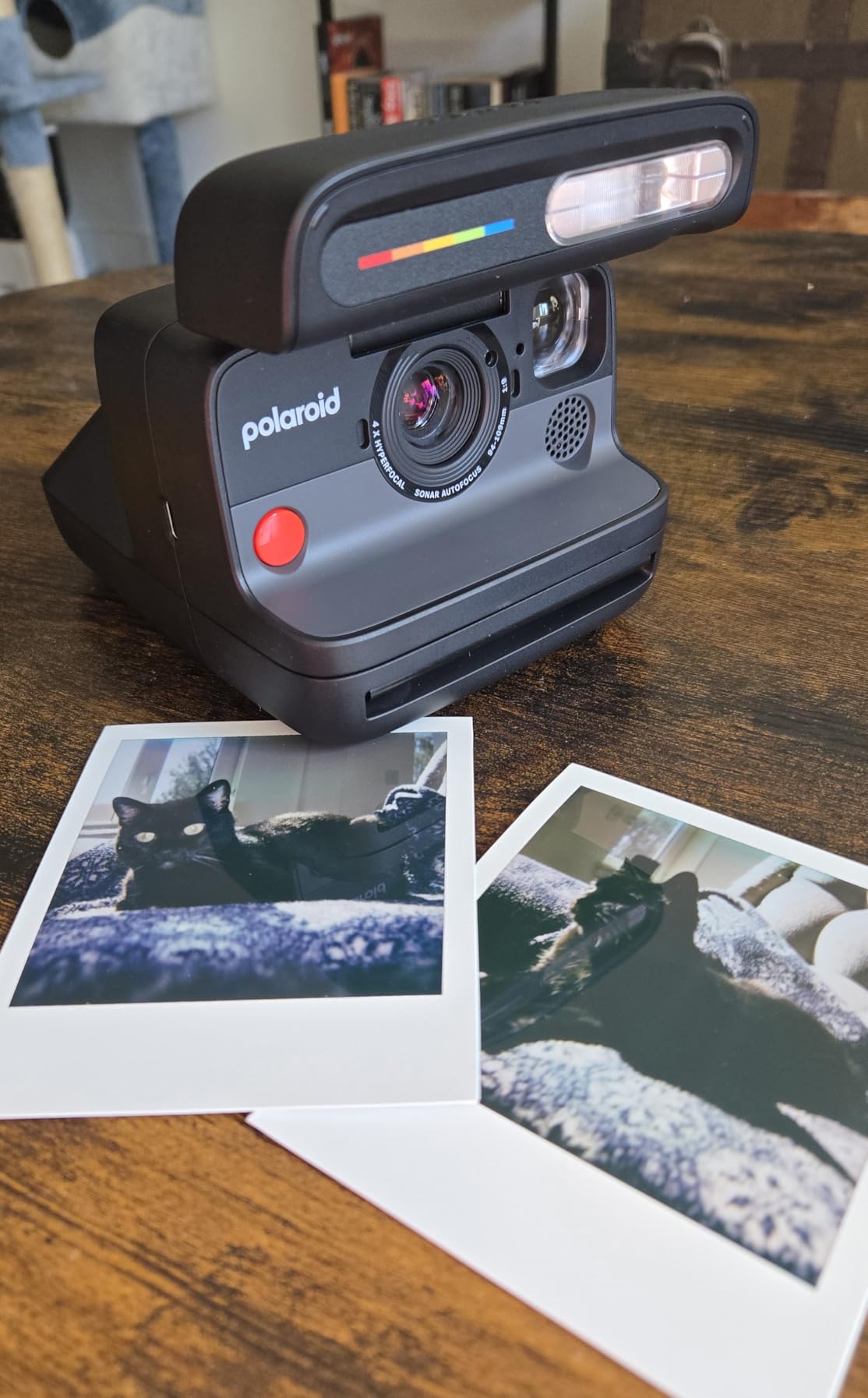Polaroid Flip Instant Camera + Color Film Bundle (16 Photos Included) - Black - Hyperfocal 4-Lens System, Sonar Autofocus customer photo 2