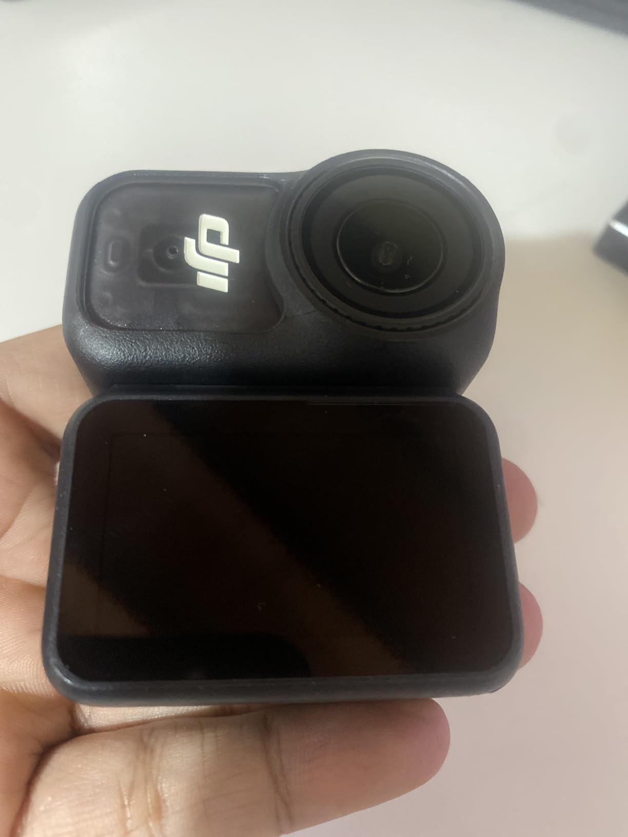 DJI Osmo Nano Standard Combo (64GB) - Small 4K/60fps Vlogging Camera with a 1/1.3