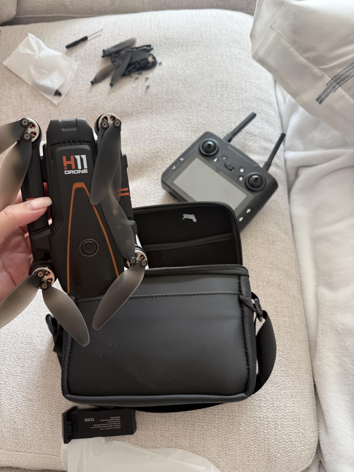 GPS Drone with EIS 4K Camera for Adults Kids, RC Drones with 4.5 inch HD Screen on Controller, Auto Return, 2 Batteries for 45 min Flight Time, Long Range Transmission, Circle Fly and Follow Me Mode customer photo 1