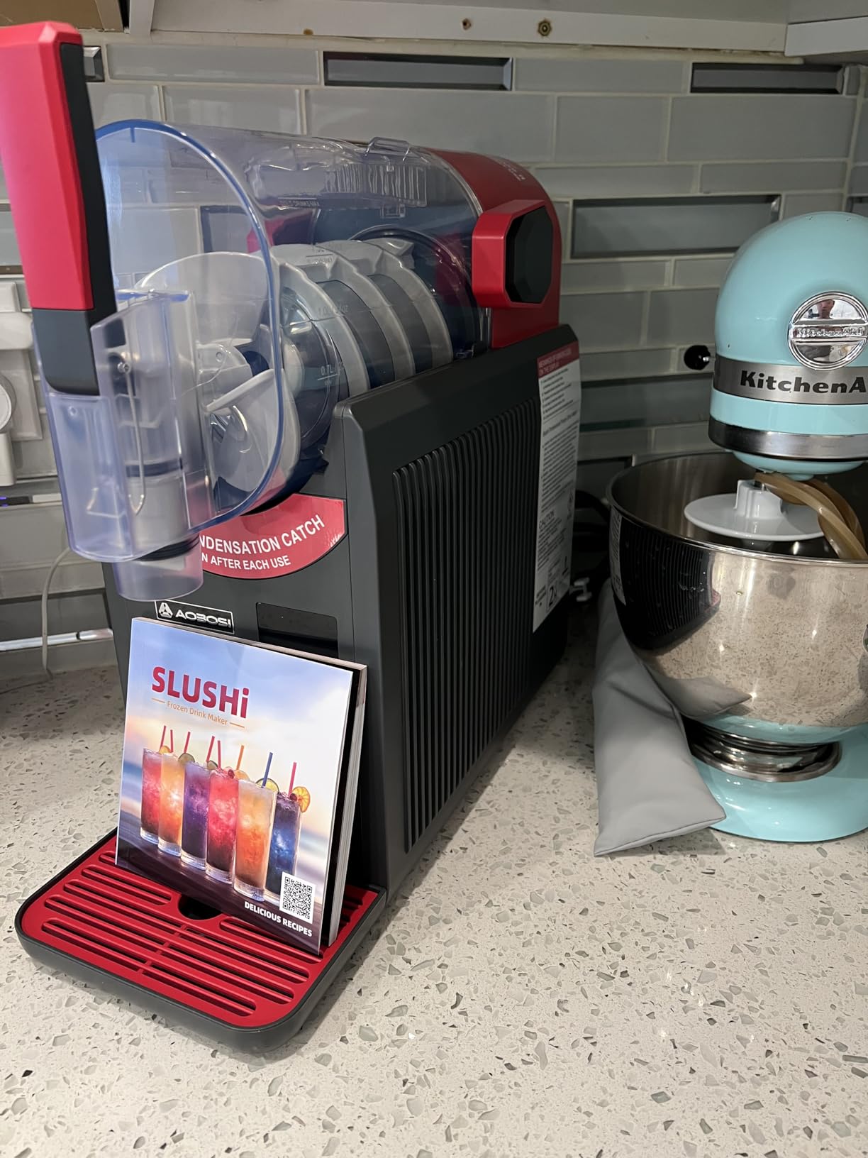 AAOBOSI Slushie Machine for Home, Frozen Drink Machine with Cookbook, Margarita Machine with 6 Presets Programs, No Ice Needed, Auto Cleaning, Slushy Maker customer photo 1