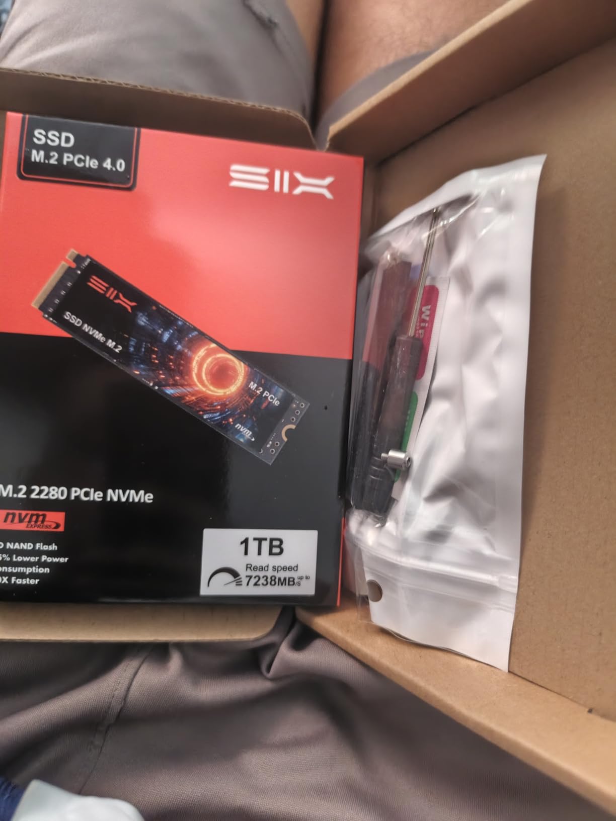 SIX NVME M.2 SSD PCIe 4.0-1TB m.2 2280 ssd, Read UP to 7350MB/s 1TB for Gaming PS5 Memory Storage Expansion with Heatsink customer photo 1