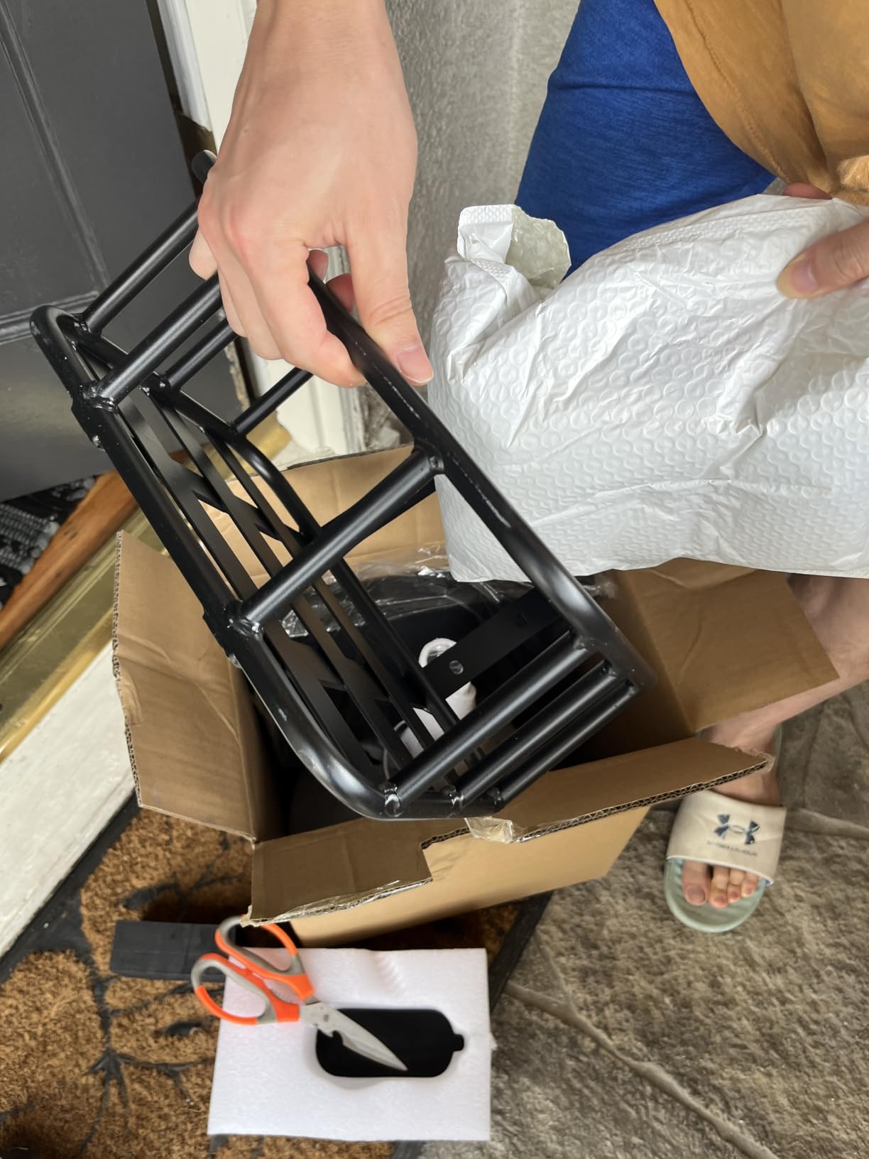 WERHY Electric Scooter, 500W Motor, 14'' Tires, Top Speed 22 mph, Max 27/49 Miles Ranges, Foldable E-Scooter with Suspension &Adult, Digital Display, Cruise Control, Rear Seat Box customer photo 2