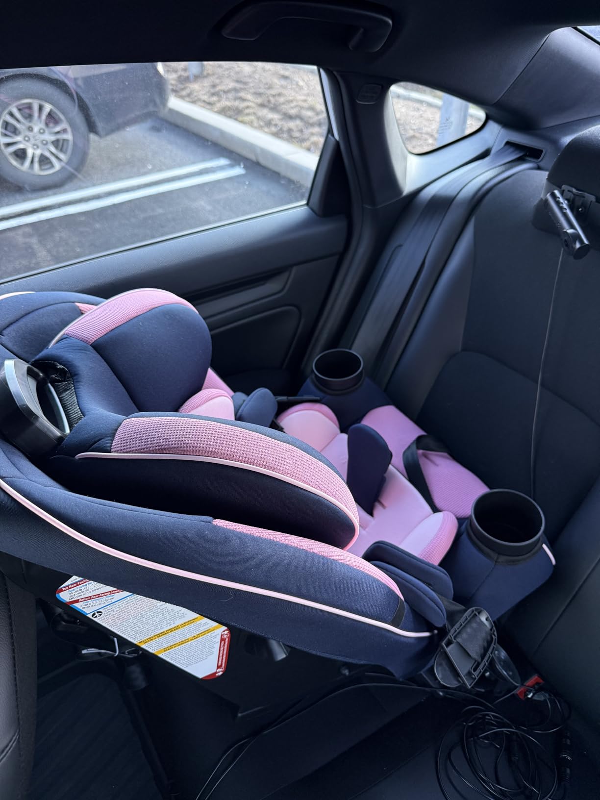 Graco Grow and Go All-in-One Convertible Car Seat, Rear Facing, 5-40 lbs, Forward Facing (30-65 lbs), High Back Booster Seat 40-100 pounds, Alaskan Blue customer photo 1