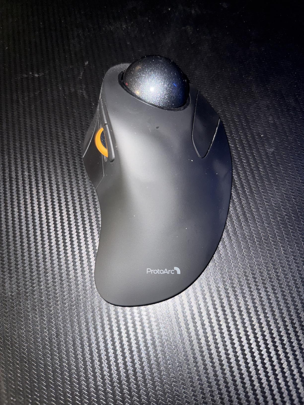 ProtoArc Wireless Bluetooth Trackball Mouse, EM03 NL Ergonomic Rollerball Mouse Rechargeable Computer Mice, 3 Device Connection, Compatible with PC, iPad, Mac, Windows-Gray Ball customer photo 1