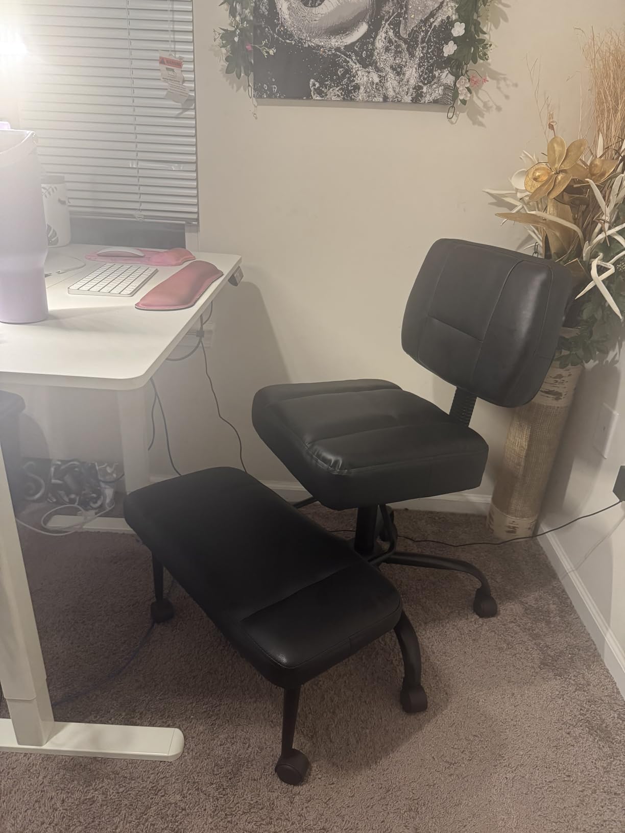 Criss Cross Legged Office Chair with Wheels,Swivel Meditation Chair for ADHD,Ergonomic Cross Legged Desk Chair with Thicken Adjustable Footstool,PU Sitting Fidgeting Kneeling Chair for Home Yoga Black customer photo 1