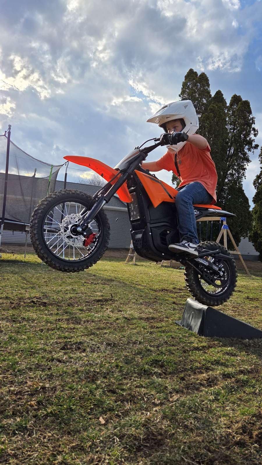 Electric Dirt Bike for Adults Teens, 3000W Brushless 220Nm Motor - 45 Degree Slope, 38 MPH, 48V/23.4Ah Removable Battery, Dual Hydraulic Brakes & Full Suspension Electric Motorcycle for Age 13+ customer photo 1