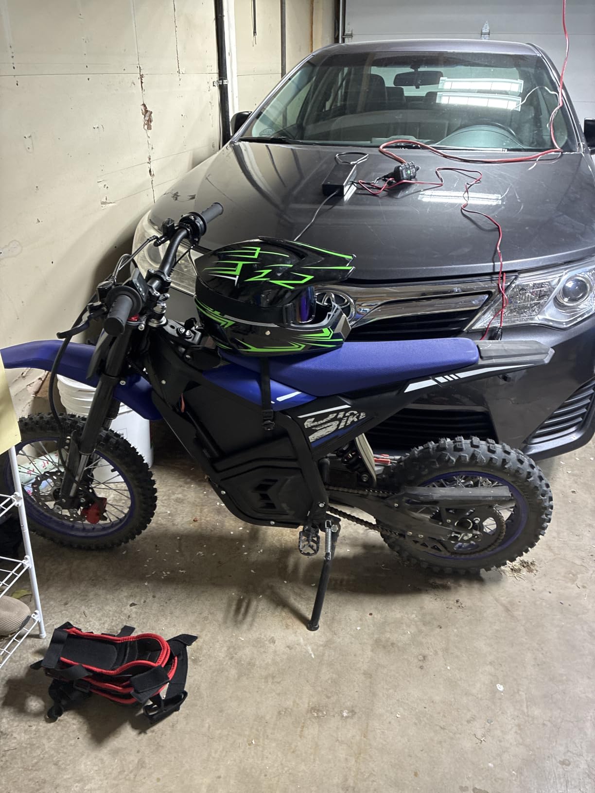 Electric Dirt Bike for Adults Teens, 3000W Brushless 220Nm Motor - 45 Degree Slope, 38 MPH, 48V/23.4Ah Removable Battery, Dual Hydraulic Brakes & Full Suspension Electric Motorcycle for Age 13+ customer photo 2