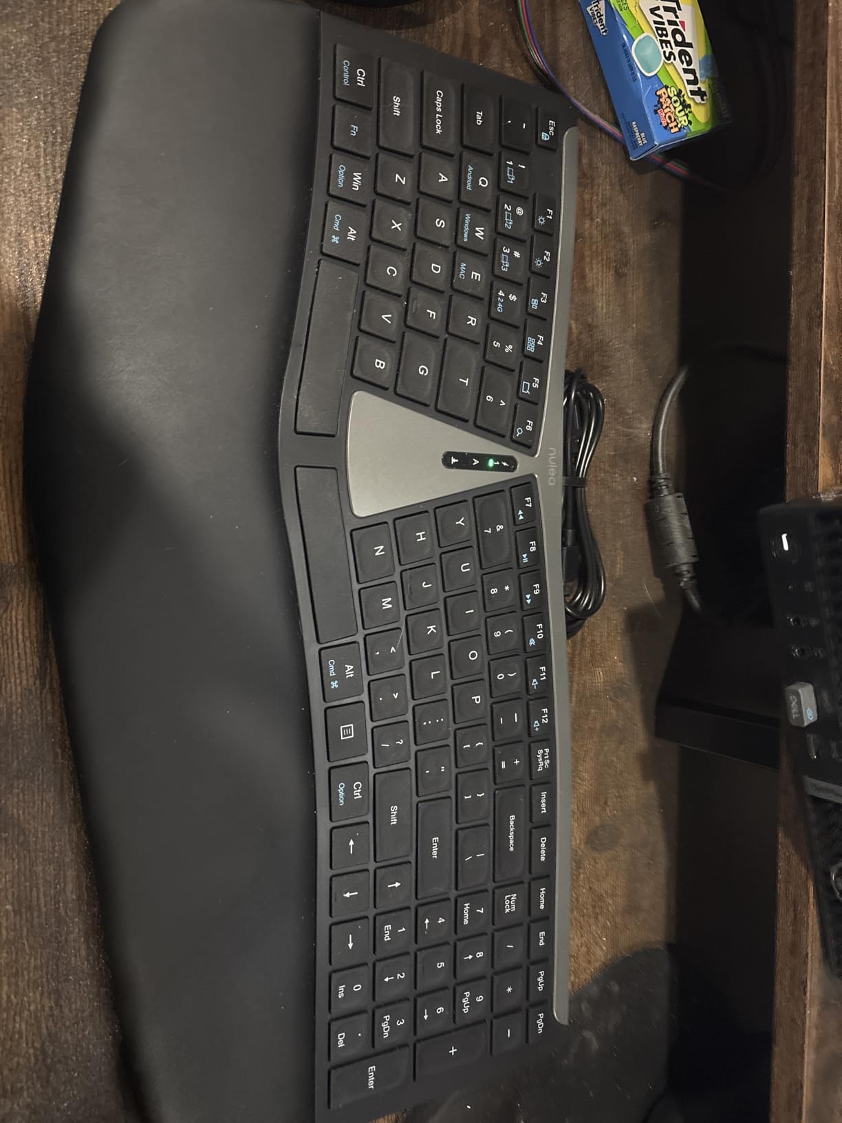 Nulea RT07B Wireless Ergonomic Split Keyboard, Wrist Rest, Natural Typing, Bluetooth and USB Connectivity, USB-C Rechargeable,Compatible with Windows Mac (Silver Black) customer photo 2