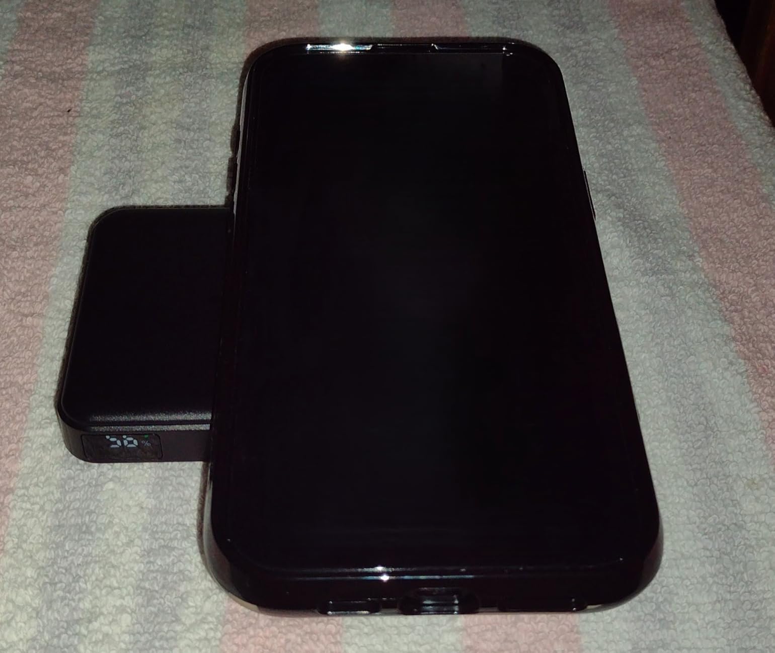 for Magsafe Portable Charger, Power Bank, 10000mAh Wireless Magnetic with Type-C 20W PD Fast Charging, LED Display for Magsafe Battery Pack, Wireless Portable Charger for iPhone 17/16/15/14 all Series customer photo 2