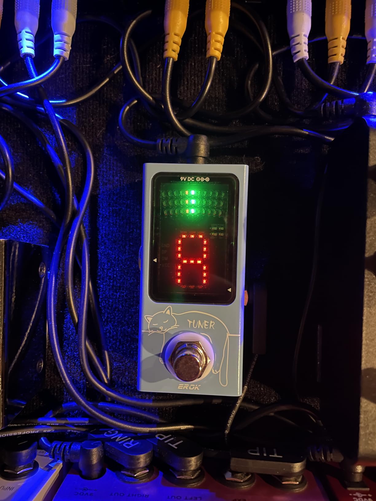 EROK Mini Tuner Pedal - Compact Size with Pitch LED Indicator for Electric Guitar & Bass, True Bypass (Blue) customer photo 1