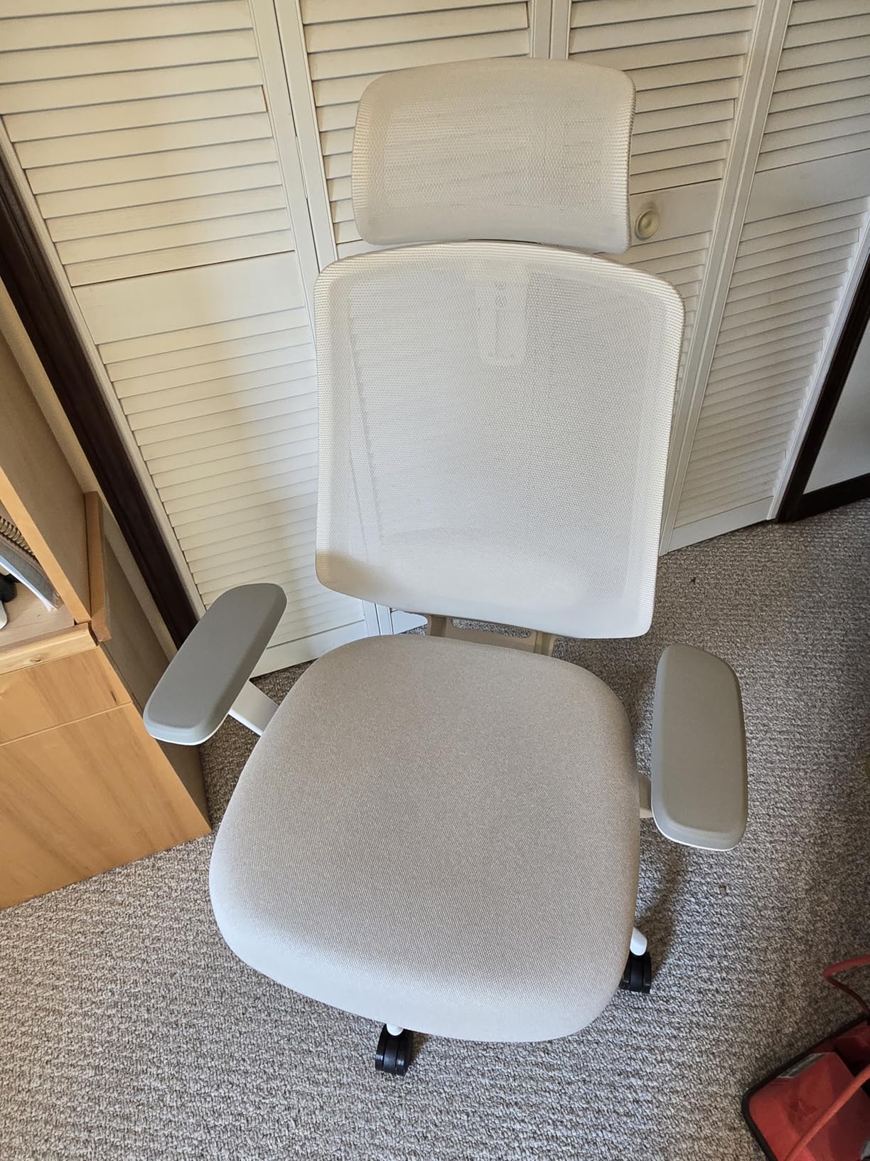 Branch Ergonomic Chair Pro - Mesh Office Chair with 14 Points of Adjustment - Height, Depth & Tilt Adjustable - 5D Armrests - Forward Tilt, Smooth Recline, and Lumbar Support - Black customer photo 2