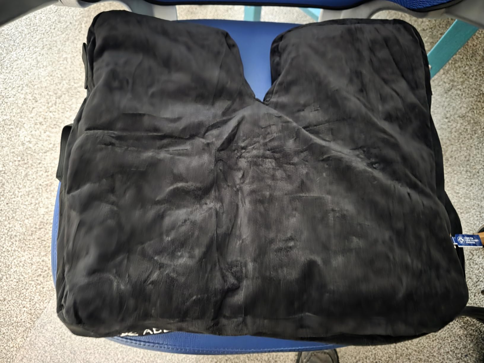 Inflatable Wheelchair Cushion with Dynamic Air Chambers for Pressure Sore & Ulcer, Ergonomic U-Shaped Pressure Relief Seat Cushion for Tailbone Pain Relief customer photo 2