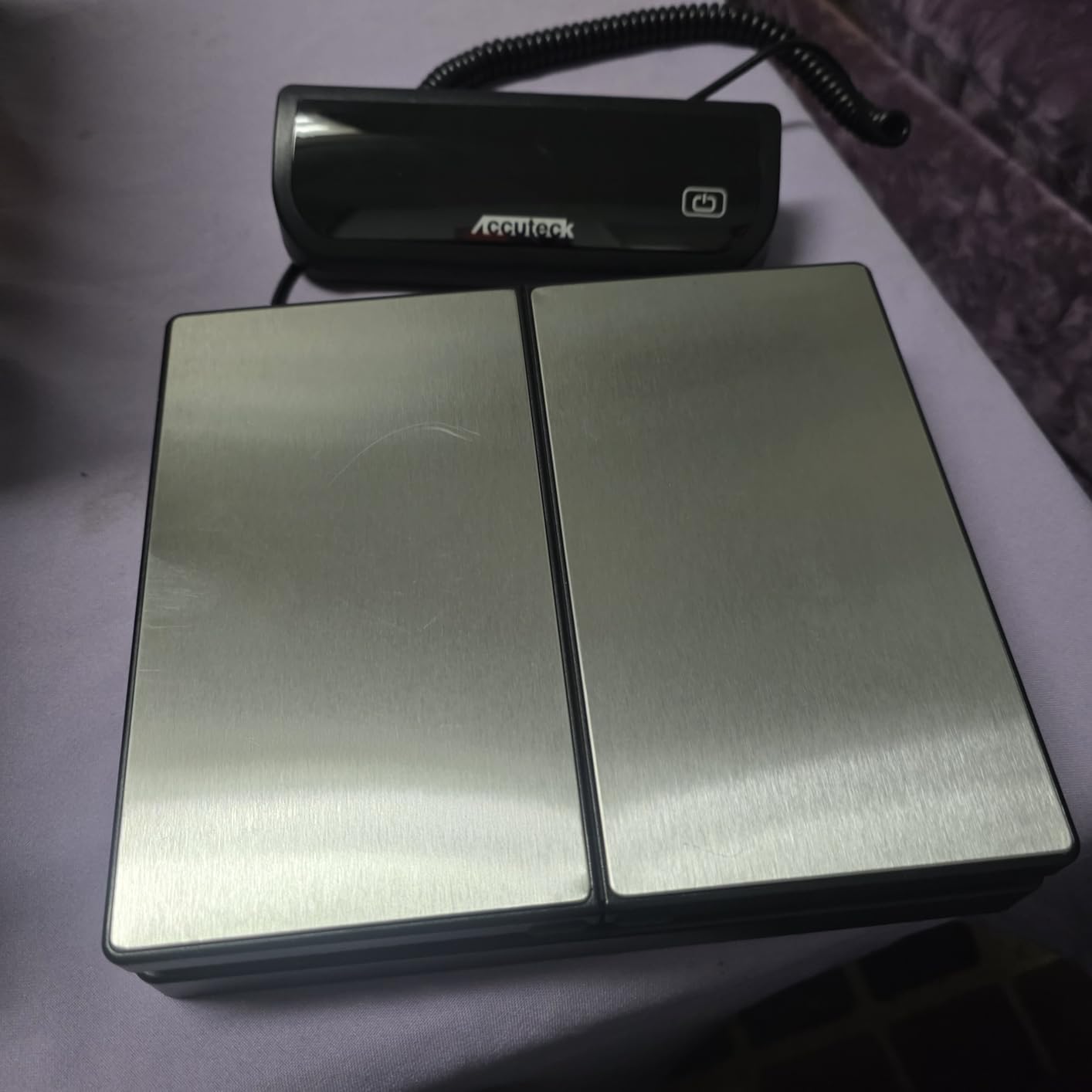 Accuteck 8880 High Accuracy Digital Shipping Scale and Postal Scale, 0.1oz Precision (Stainless Steel with Touch Screen, 150LB) customer photo 2