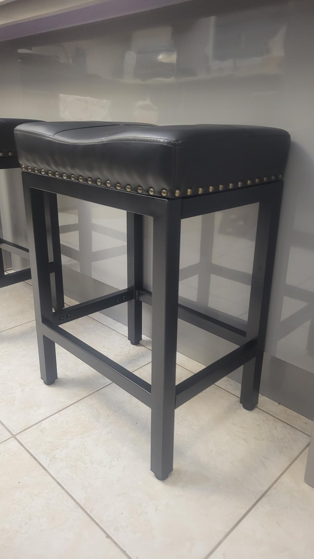 Sweetcrispy 24 inch Bar Stools Set of 2, Upholstered Modern Counter Height Bar Stools for Kitchen Island, PU Leather Saddleless Stools Chair with Metal Base and Footrest, Grey customer photo 2