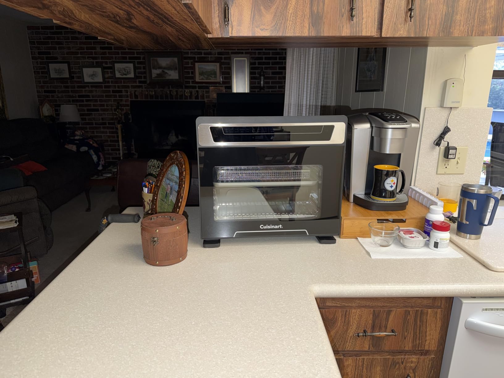 Cuisinart 15-in-1 Extra-Large Digital Air Fryer Oven with 9x13 2-in-1 Pan, Air Fry 4 Lbs of Wings, Cook a 13 Lb Turkey or 5+ Lb Chicken, Toast 9 Slices of Bread, and Bake a 13