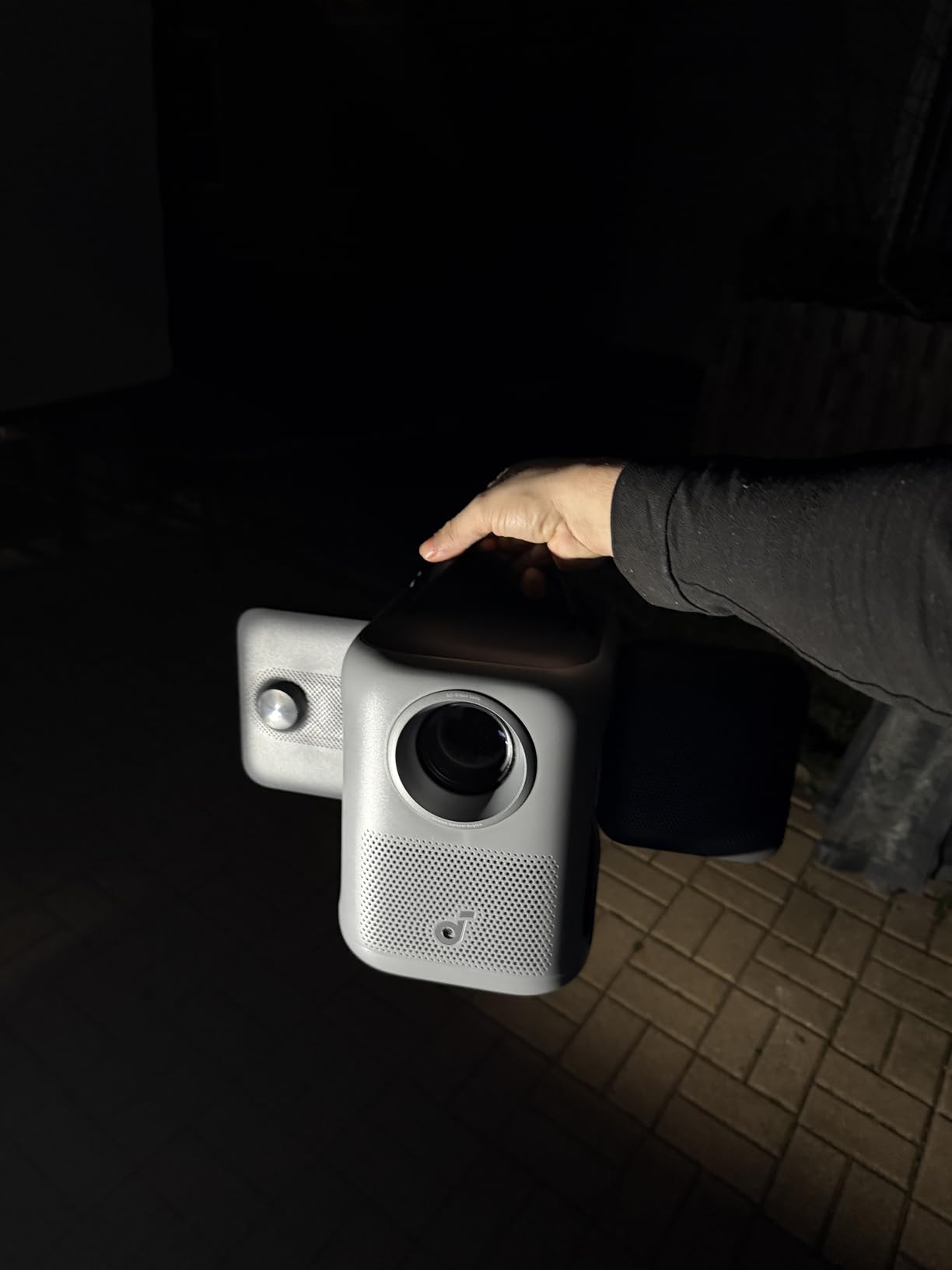 Anker Nebula P1i Portable Projector with WiFi and Bluetooth by soundcore, Flippable Design, 1080P FHD, 380 ANSI Lumens customer photo 2