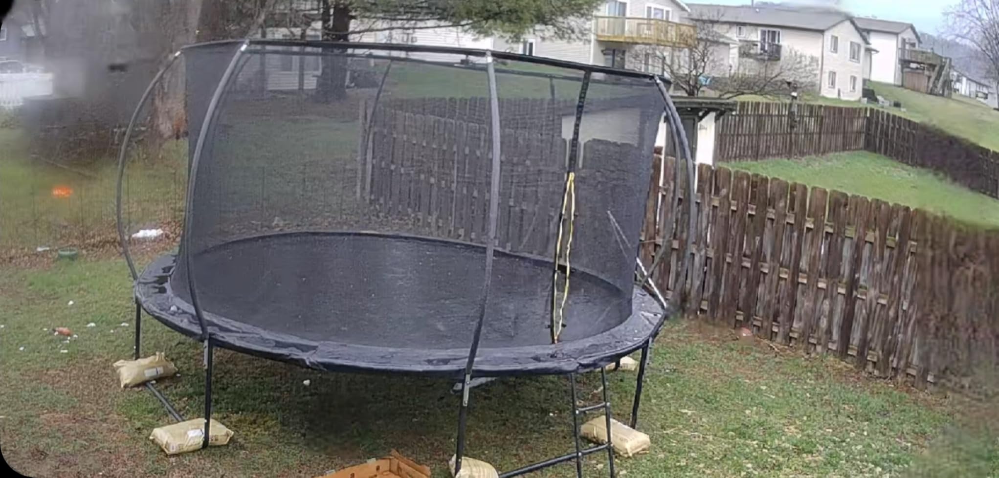 10FT 12FT 14FT 15FT 16FT Outdoor Trampoline with Enclosure Net, Heavy Duty Yard Trampolines, ASTM Approval Recreational Trampolines for Kids and Adults customer photo 1