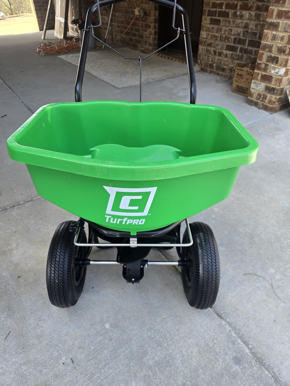 Chapin 89200A Spreader, Lawn and Garden, 80Lbs, All Season, TurfPro, Broadcast, Push, Walk Behind, 12