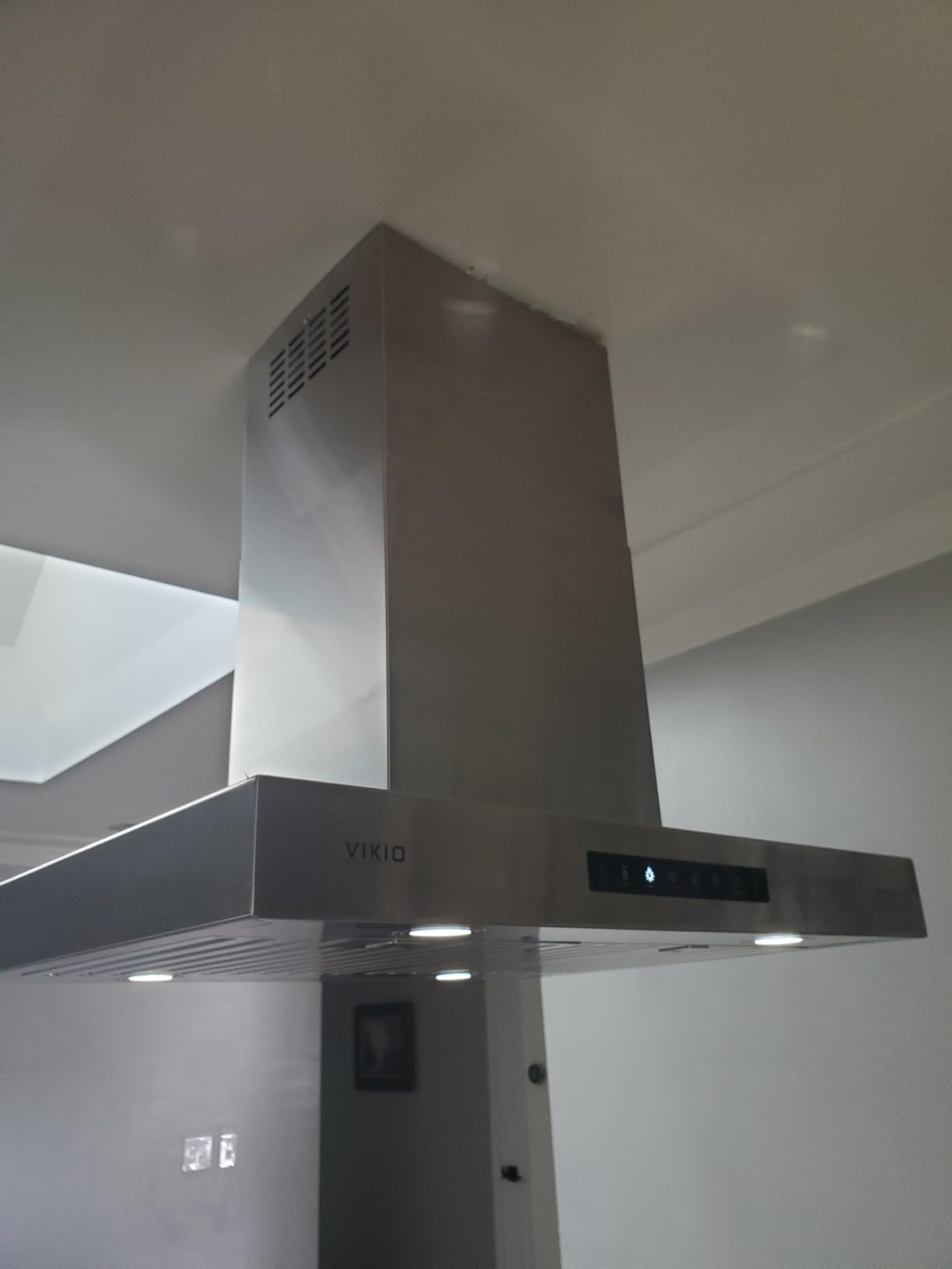 VIKIO HOME Island Range Hood 36 Inch, 980 CFM Island Mount Range Hood with Dual-Sided Touch/Gesture Control, Ceiling Mount kitchen Hood customer photo 2
