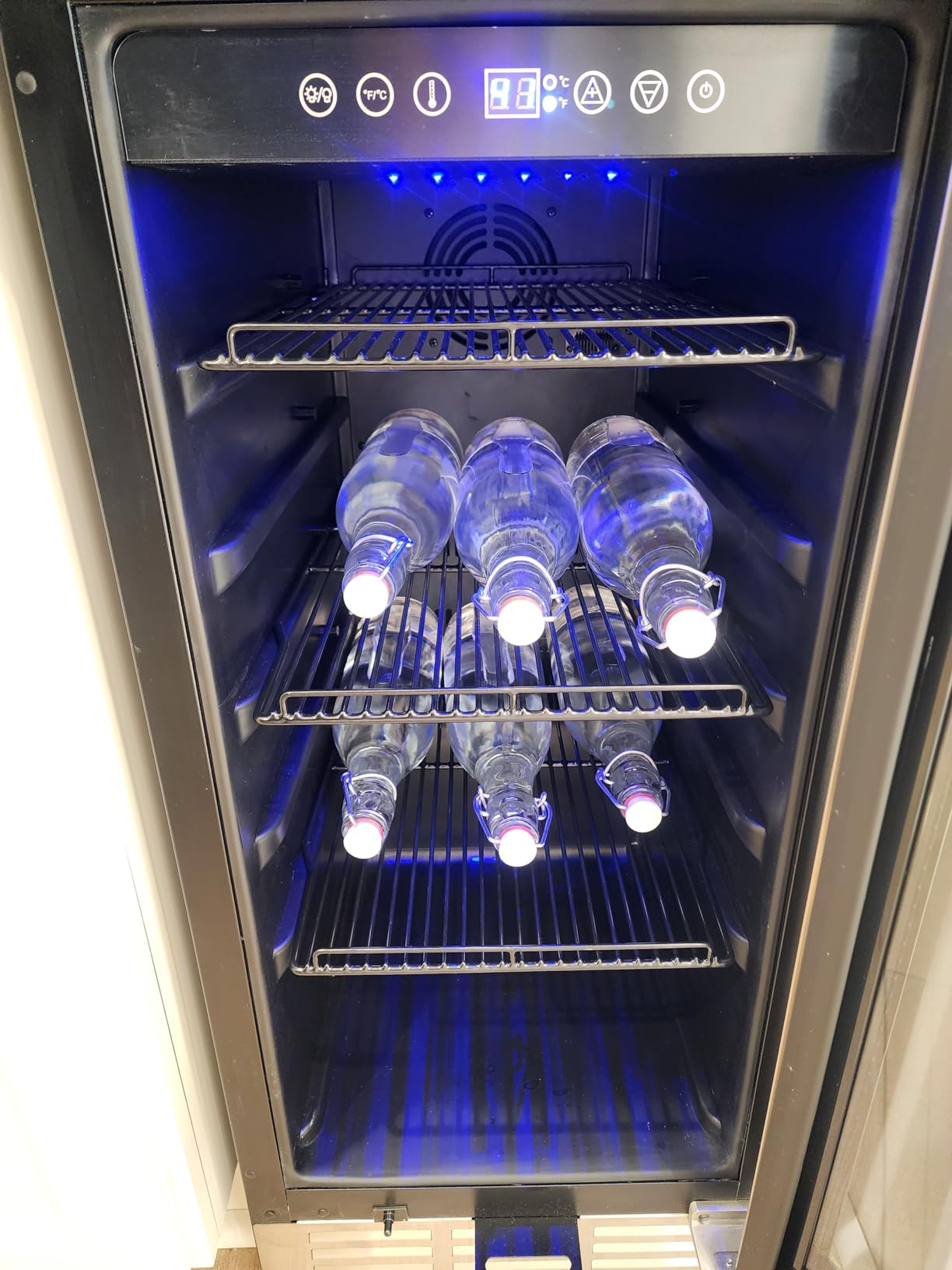 24 inch Beverage Refrigerator - 180 Cans Under Counter Beverage Fridge with Glass Door & Safety Lock for Beer Wine Soda, Built-in or Freestanding Drink Fridge for Home Office Kitchen or Bar customer photo 2