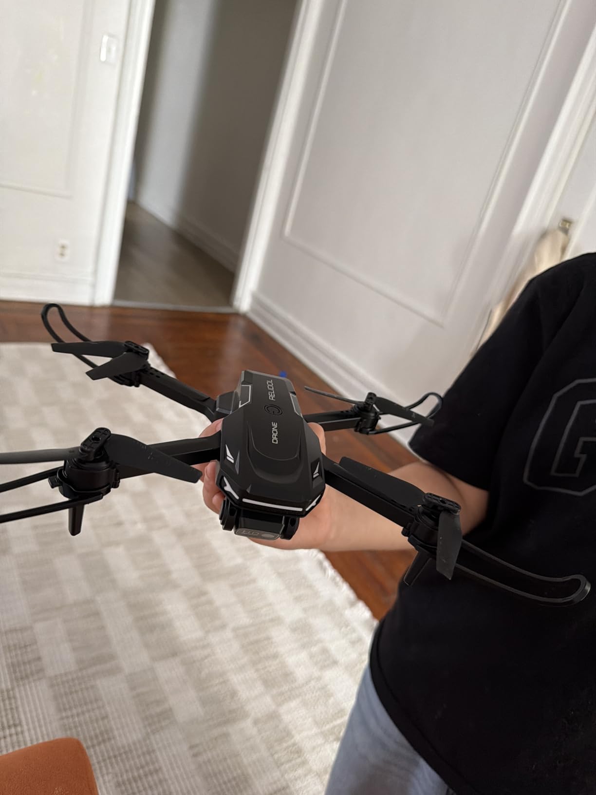 Drone with Camera - Drone with Screen on Controller for Beginners, Foldable Remote Control Quadcopter with Gesture Control, 3D Flip, One Key Start, Emergency Stop, 2 Batteries customer photo 2