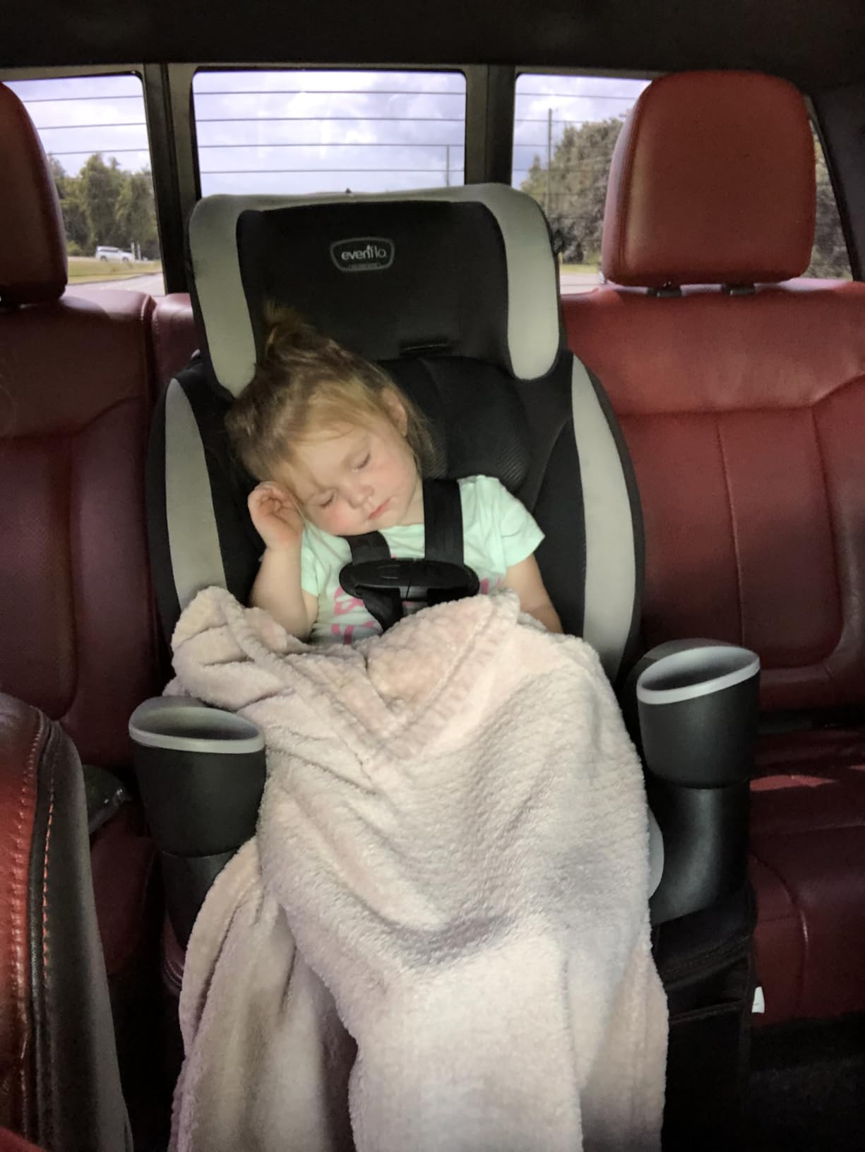 Evenflo Maestro Sport Booster Car Seat (Granite Gray) customer photo 2